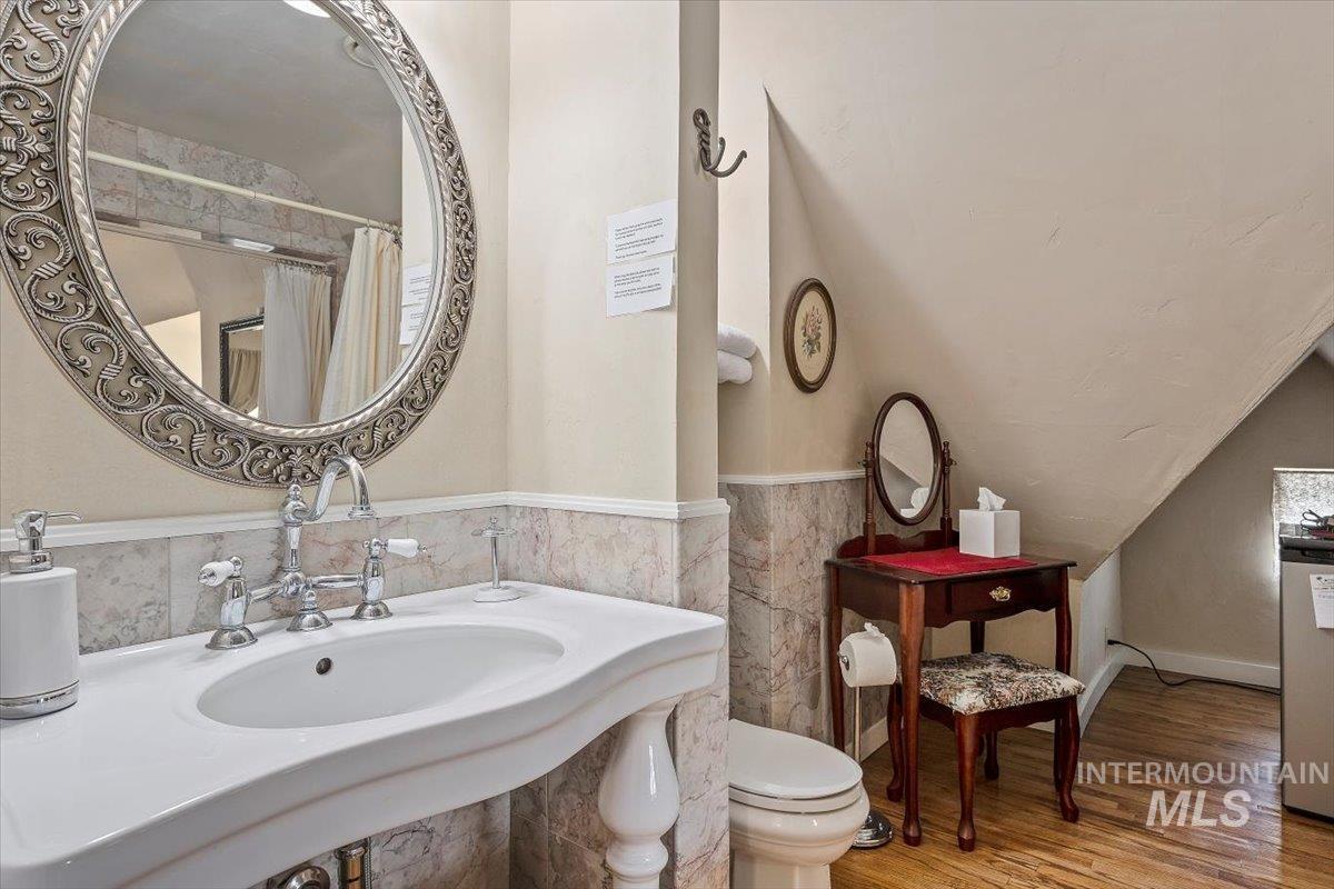102 Fillmore Street Property Photo 30