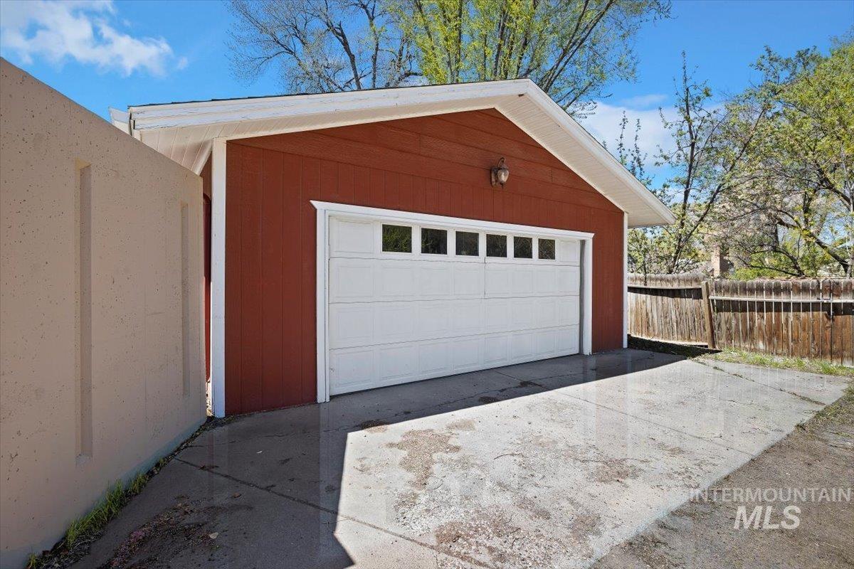 102 Fillmore Street Property Photo 39
