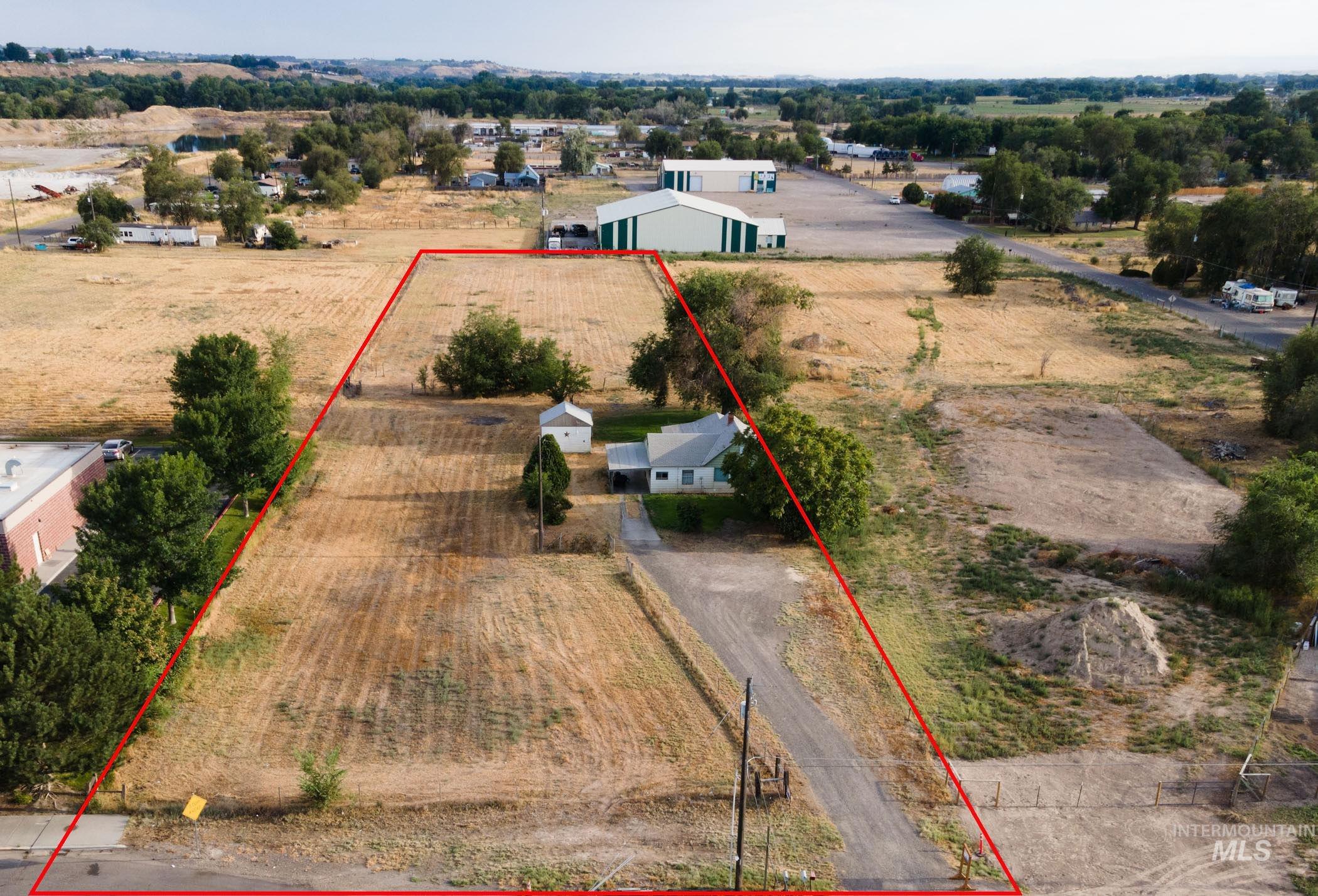 1650 Se 5th Avenue Property Photo 1