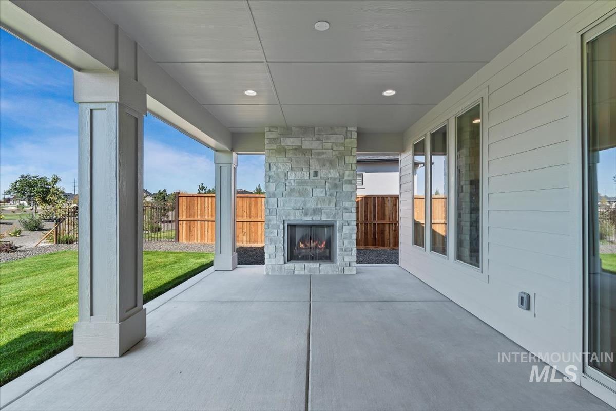 11297 S Yeoman Pl Property Photo 3