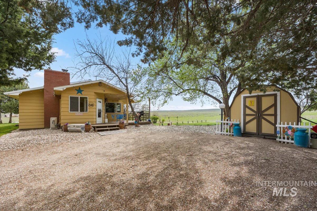 18010 Propeller Ln Property Photo 6