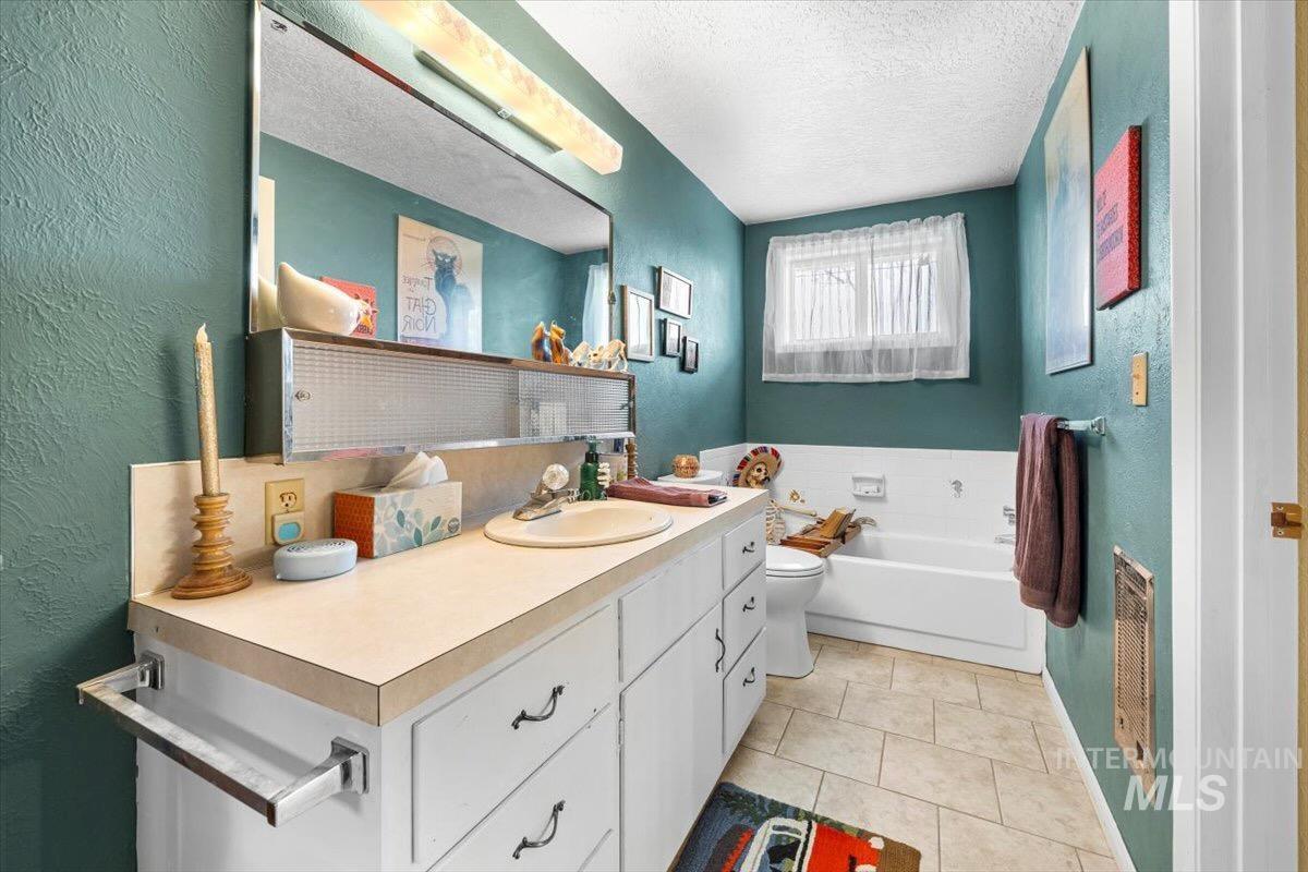 18010 Propeller Ln Property Photo 27