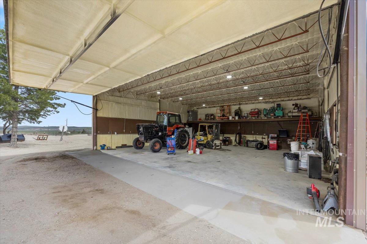 18010 Propeller Ln Property Photo 33