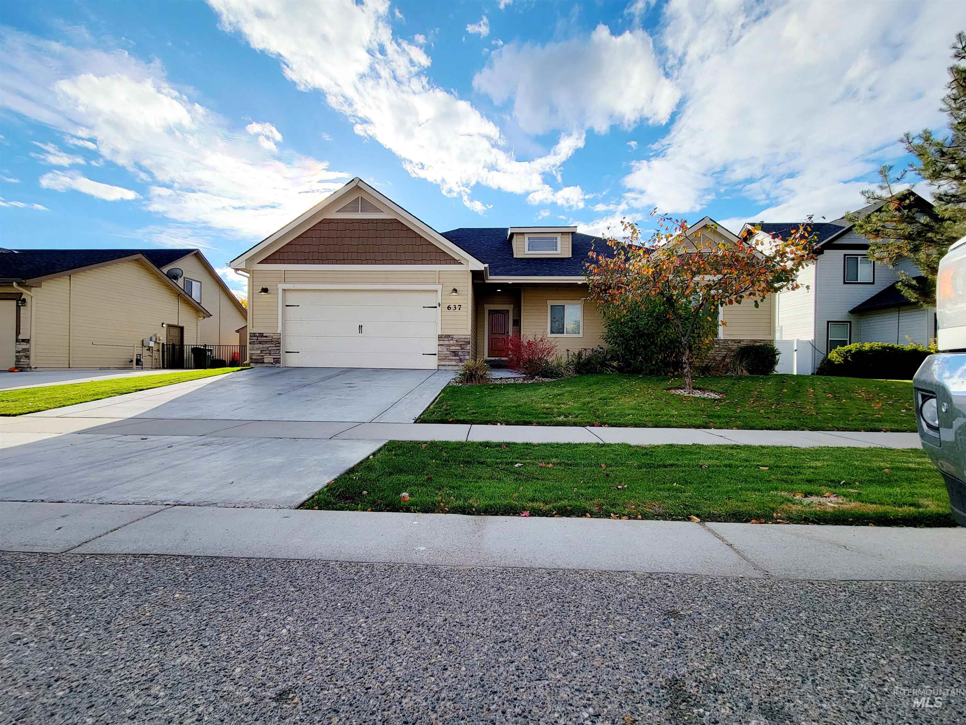 637 Syringa Springs Dr Property Photo 30