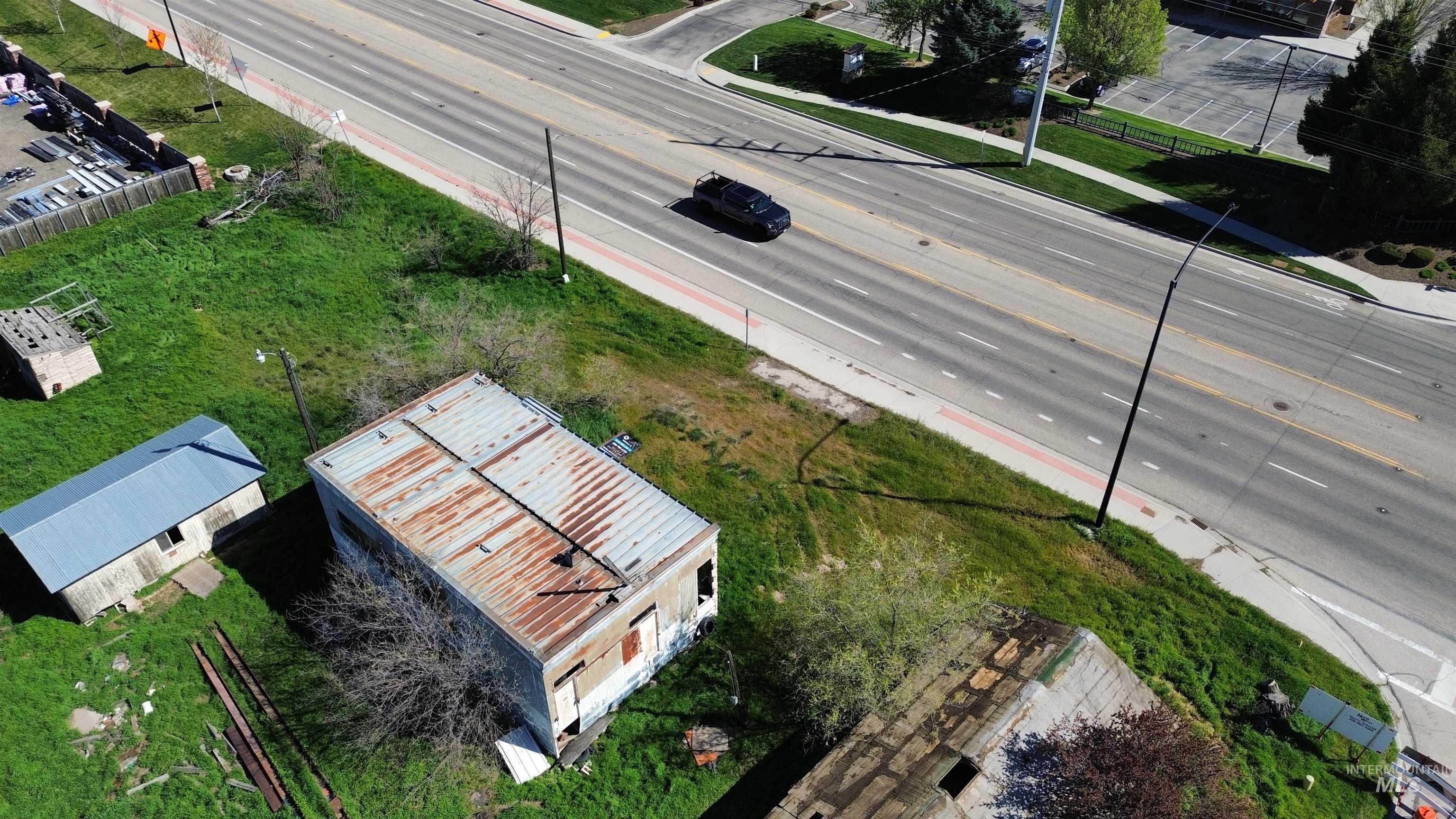 3970 E Overland Rd Property Photo 9