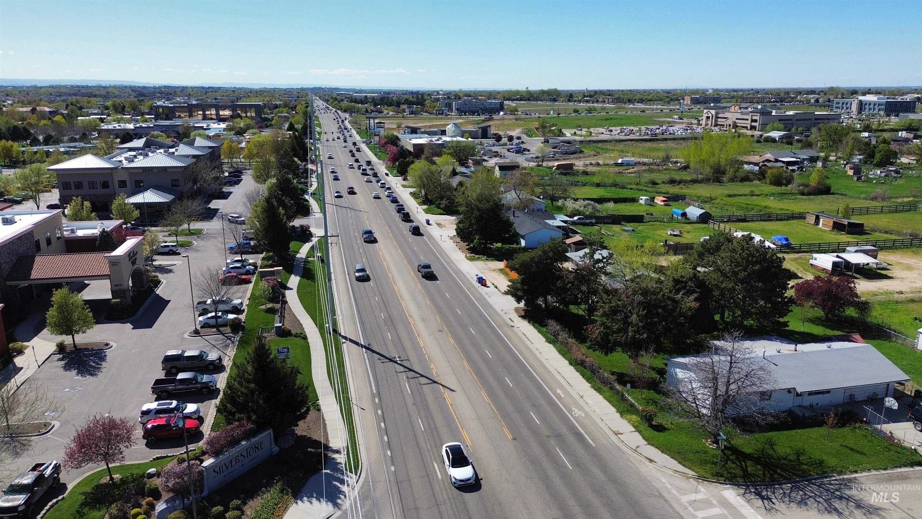 3970 E Overland Rd Property Photo 12