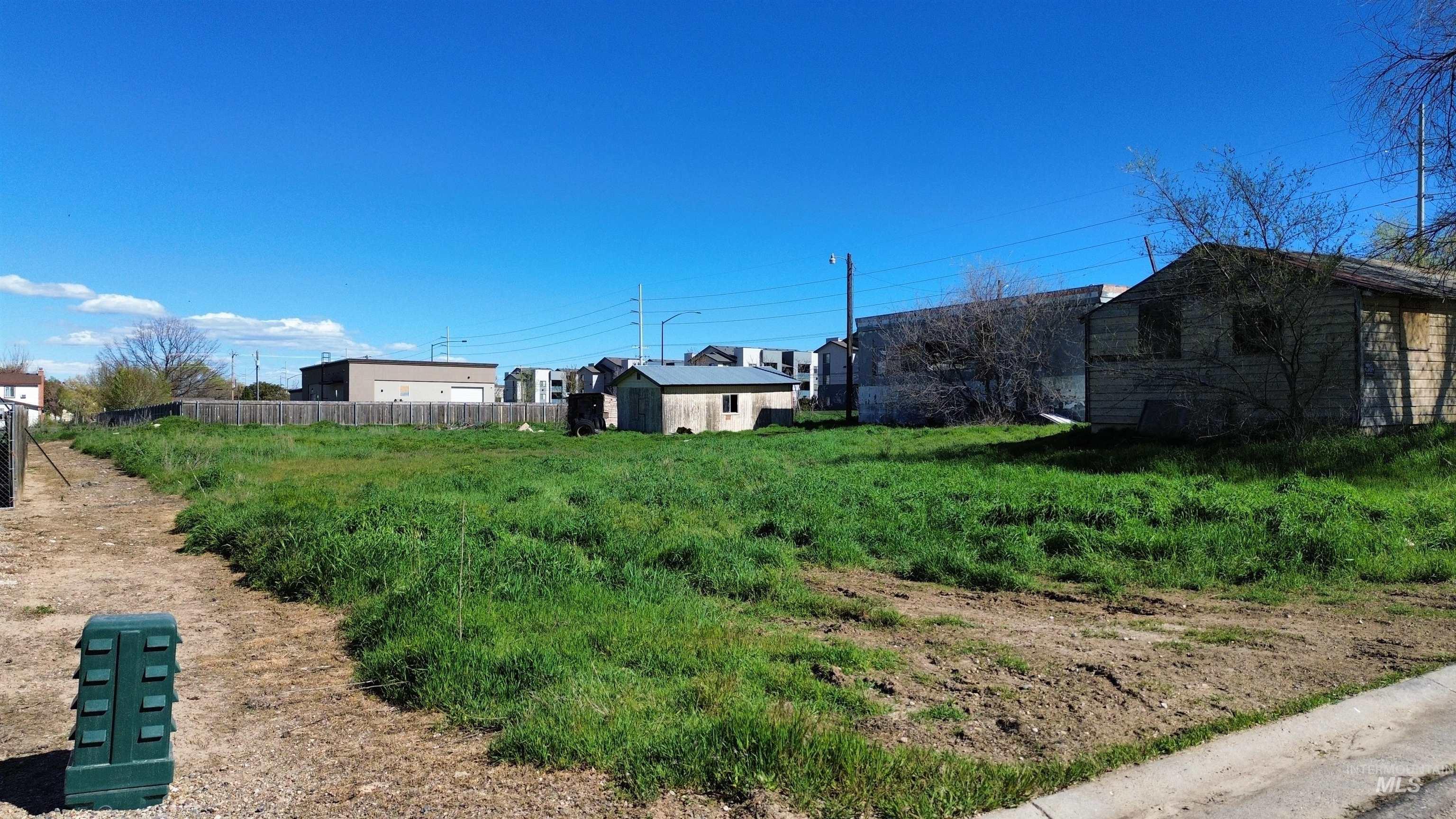 3970 E Overland Rd Property Photo 15