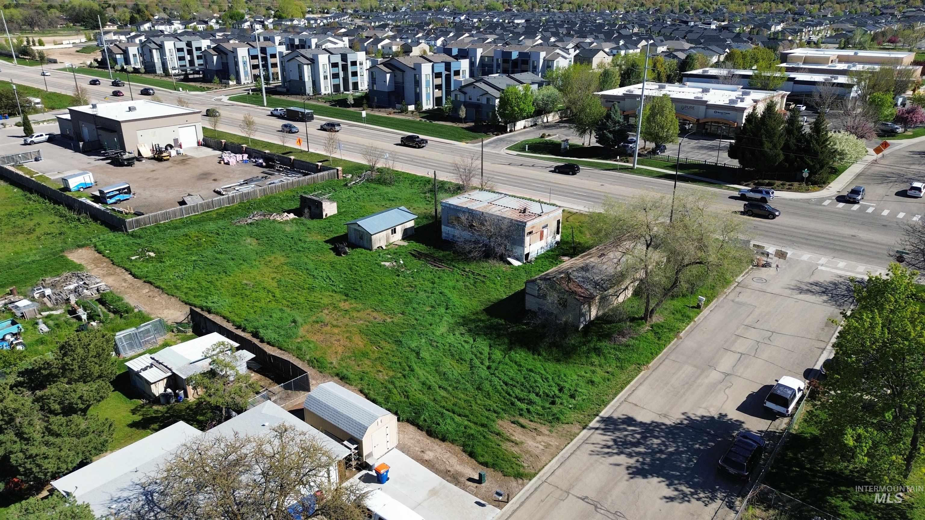 3970 E Overland Rd Property Photo 16