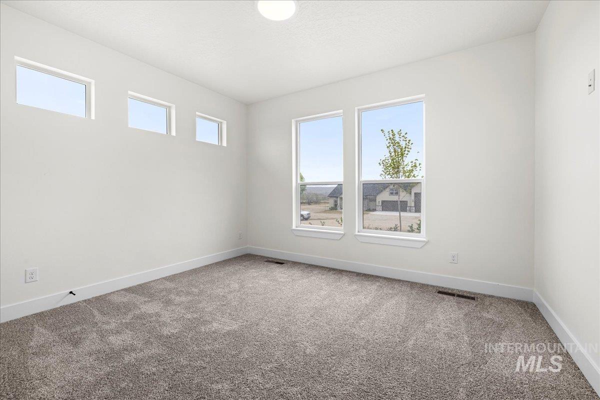 25738 Clydesdale Lane Property Photo 8