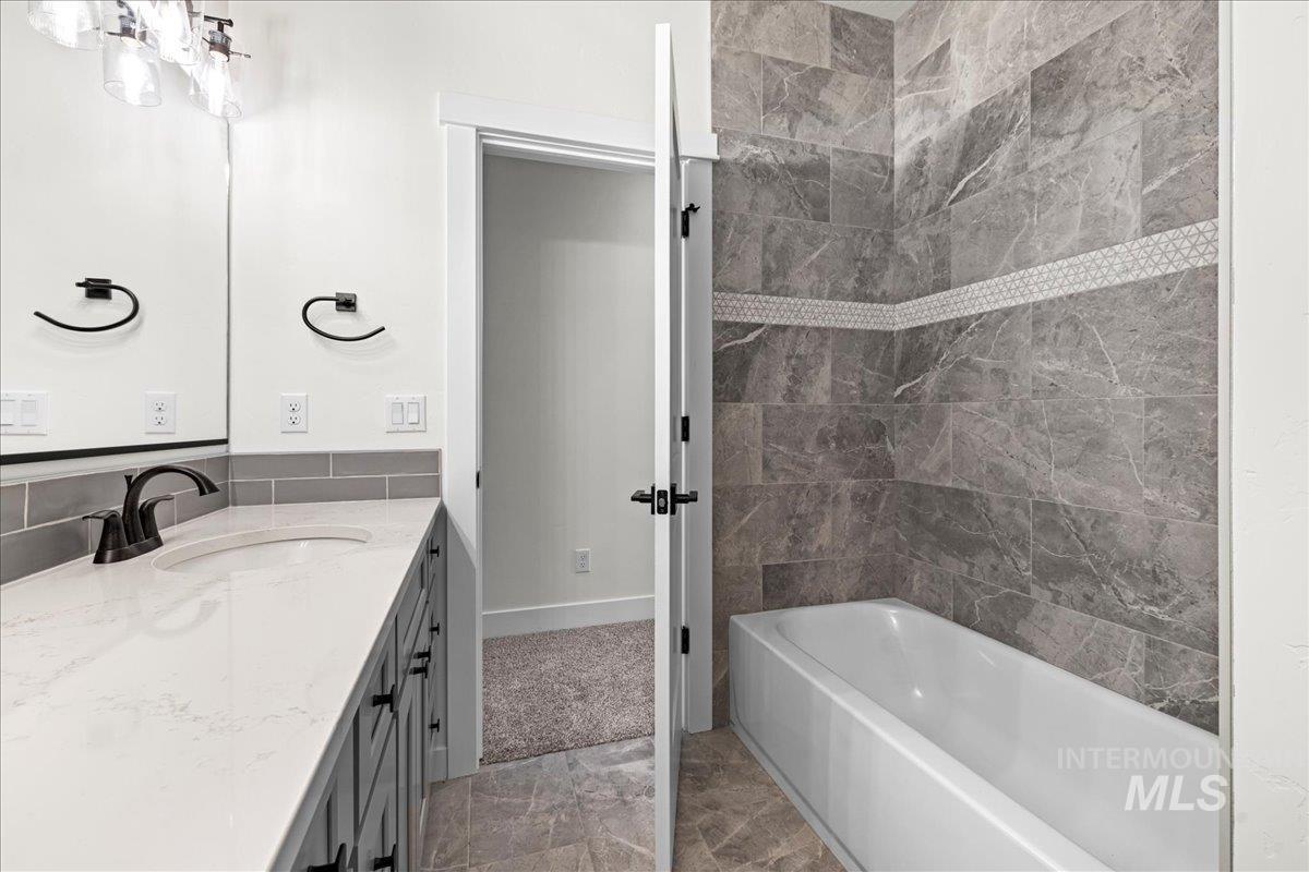 25738 Clydesdale Lane Property Photo 39