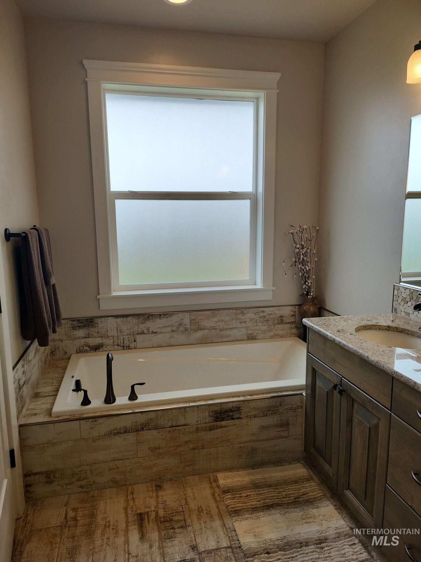 24071 Painted Horse Property Photo 17