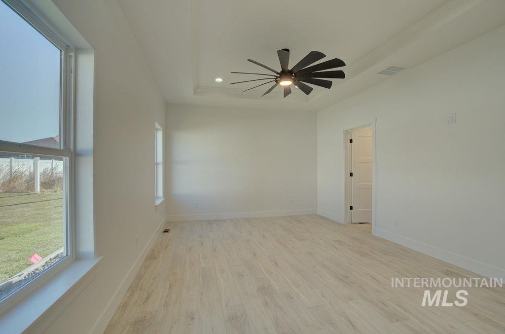 1512 Leslie Dr Property Photo 6