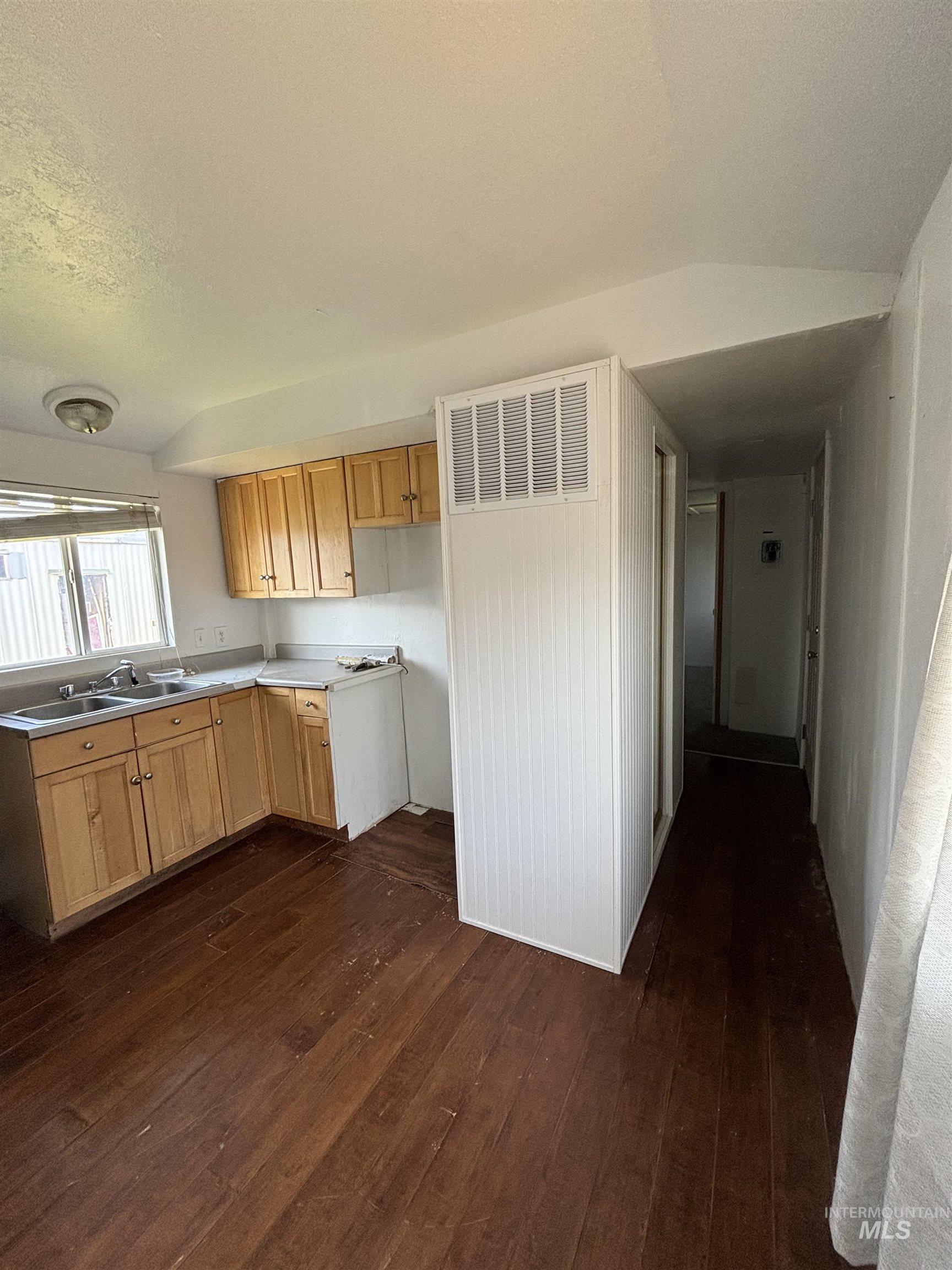 757 Normal Ave #c2 Property Photo 10