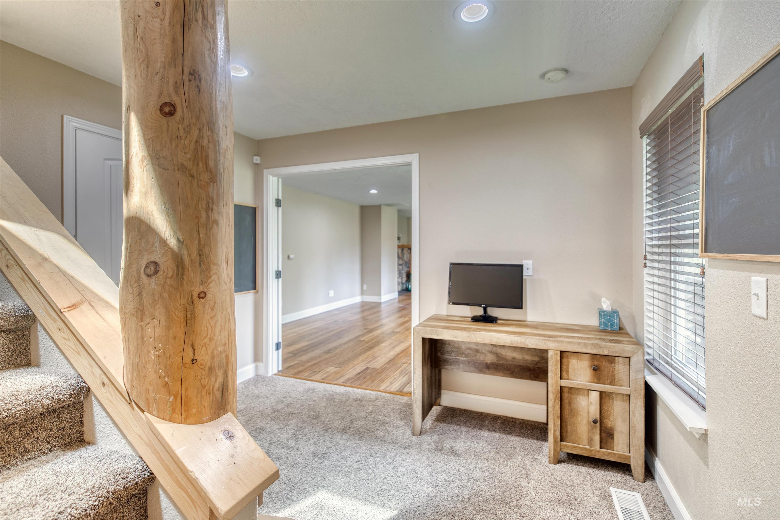 12 Horseshoe Road Property Photo 15