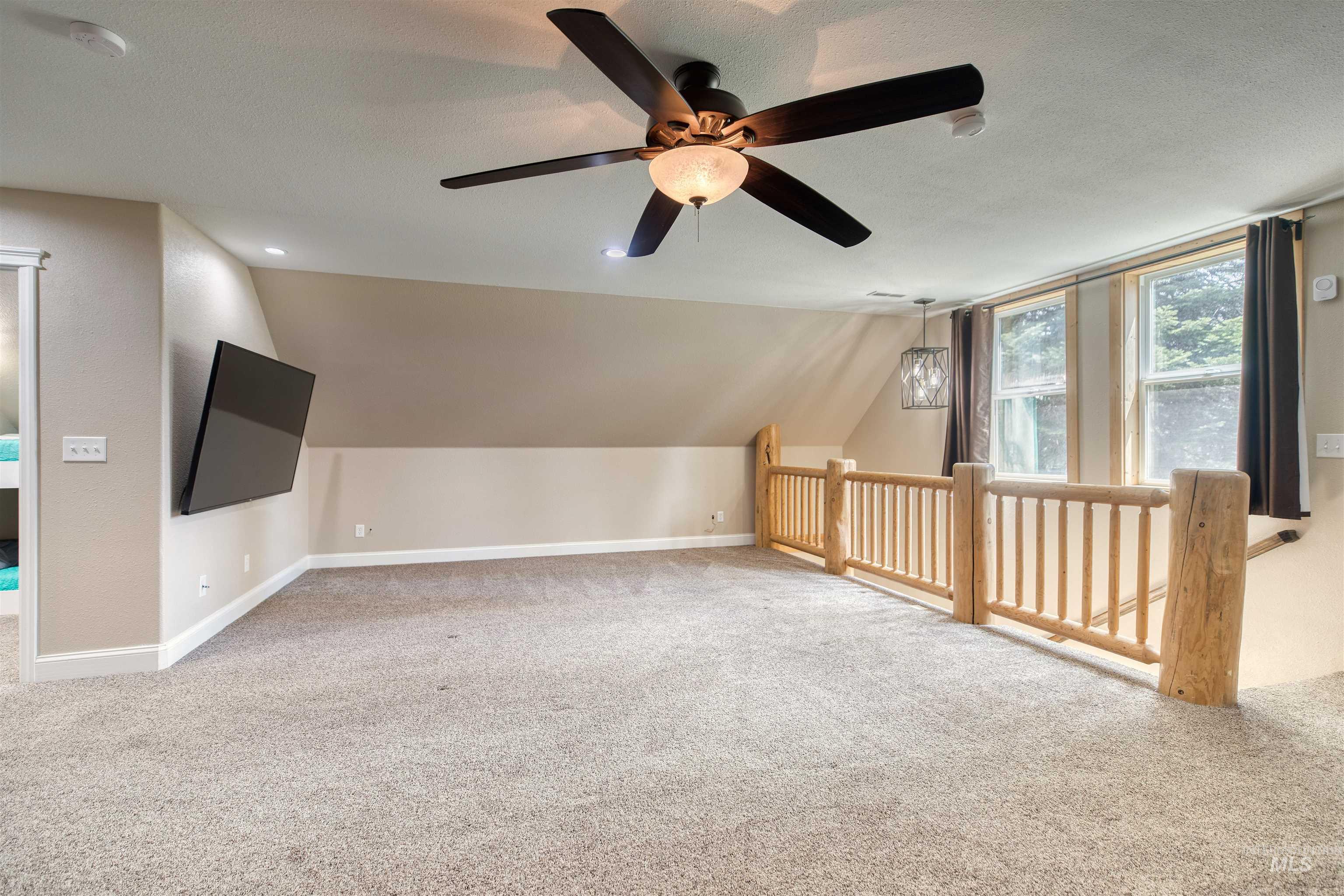 12 Horseshoe Road Property Photo 18
