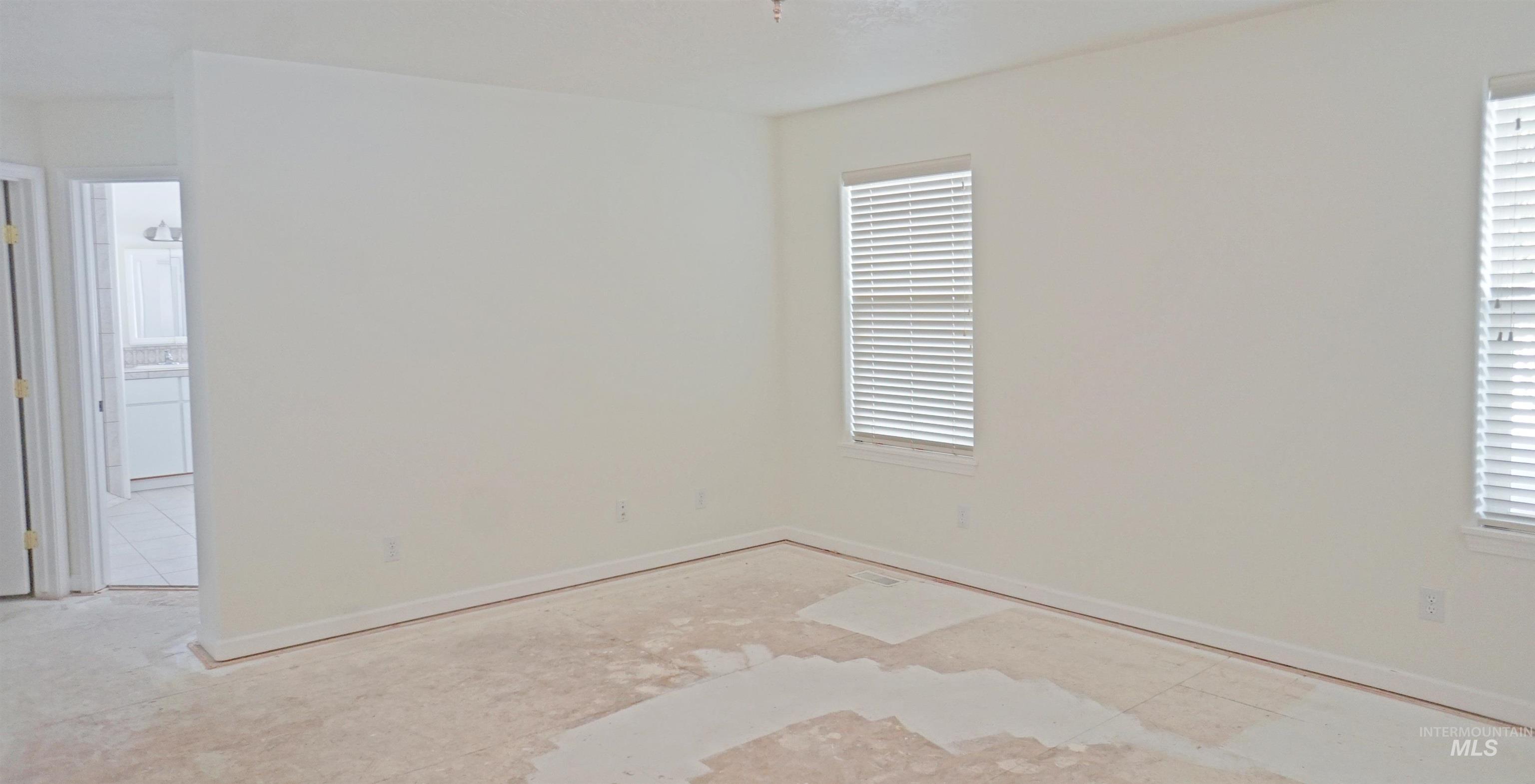 1761 S Phillippi St Property Photo 22