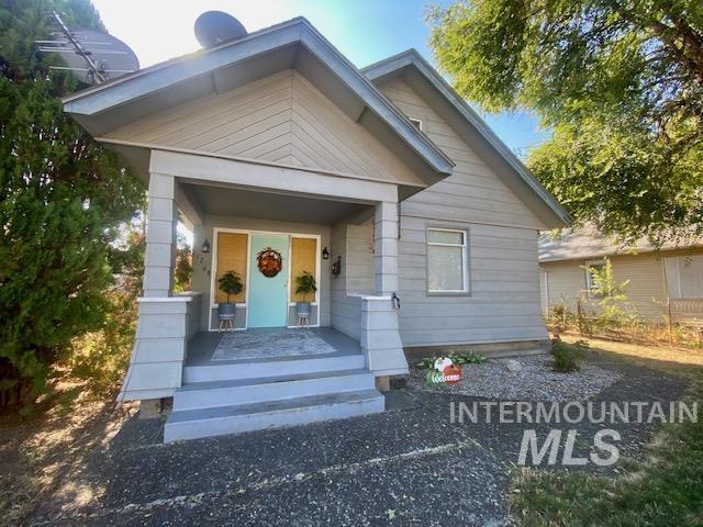 1208 15th Ave Property Photo 1