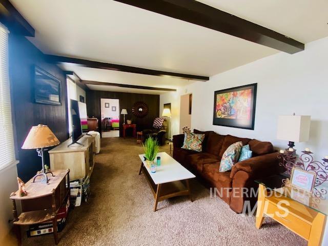 1208 15th Ave Property Photo 2