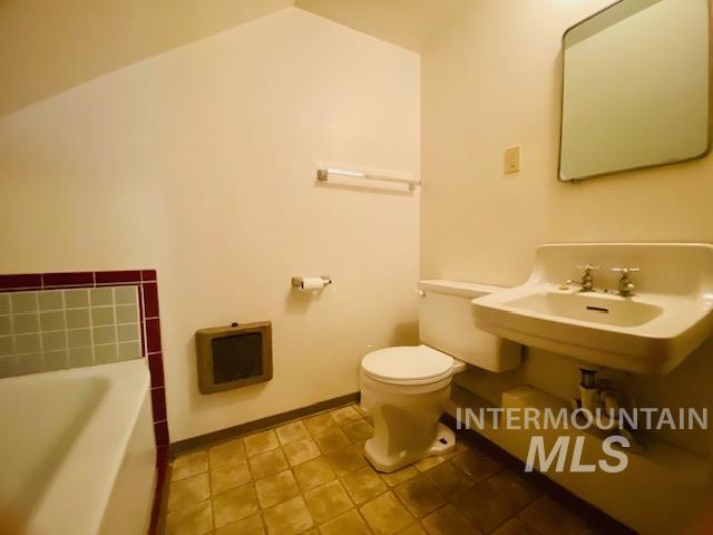 1208 15th Ave Property Photo 16