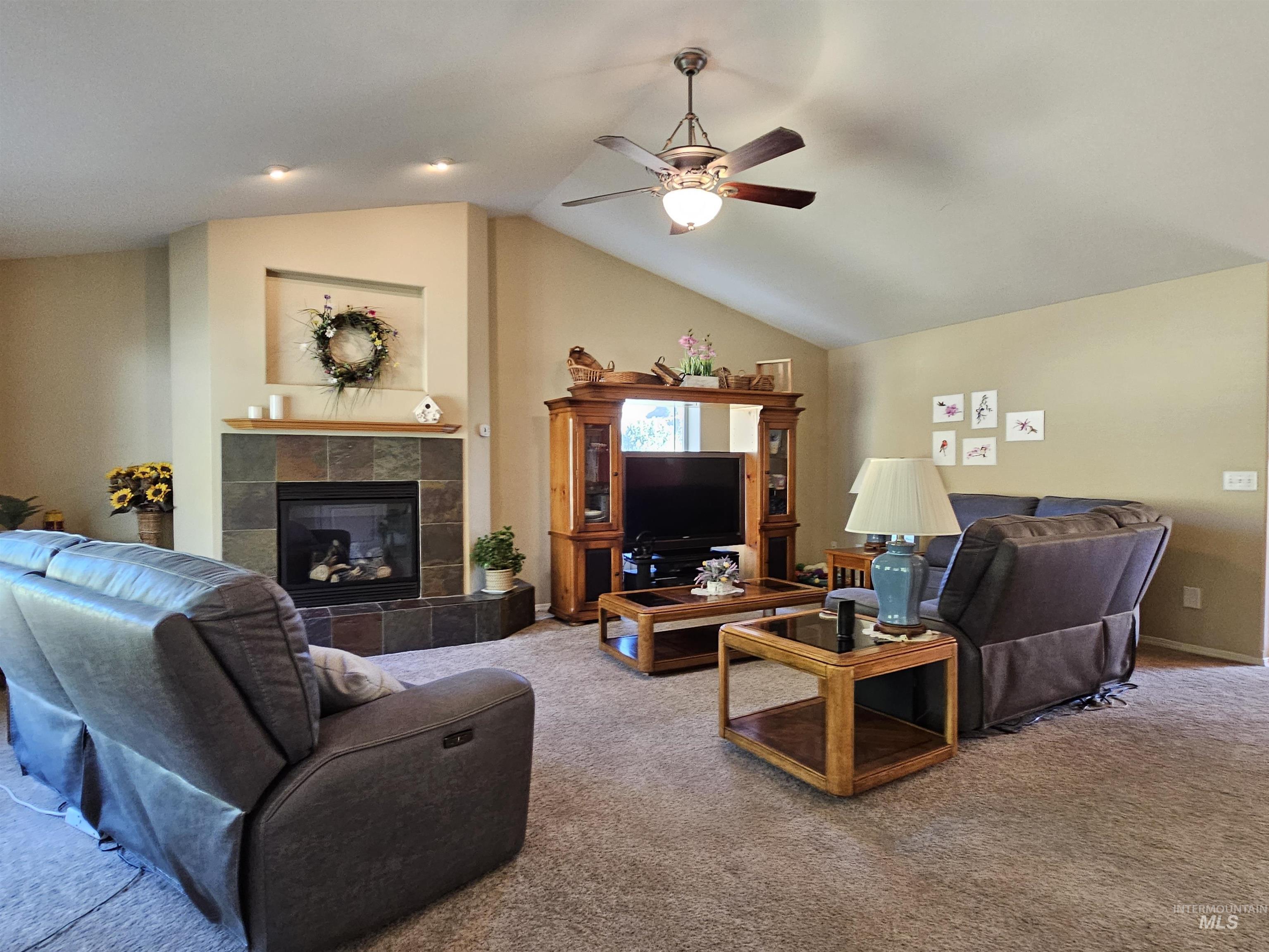 20199 Cottontail Ln Property Photo 11