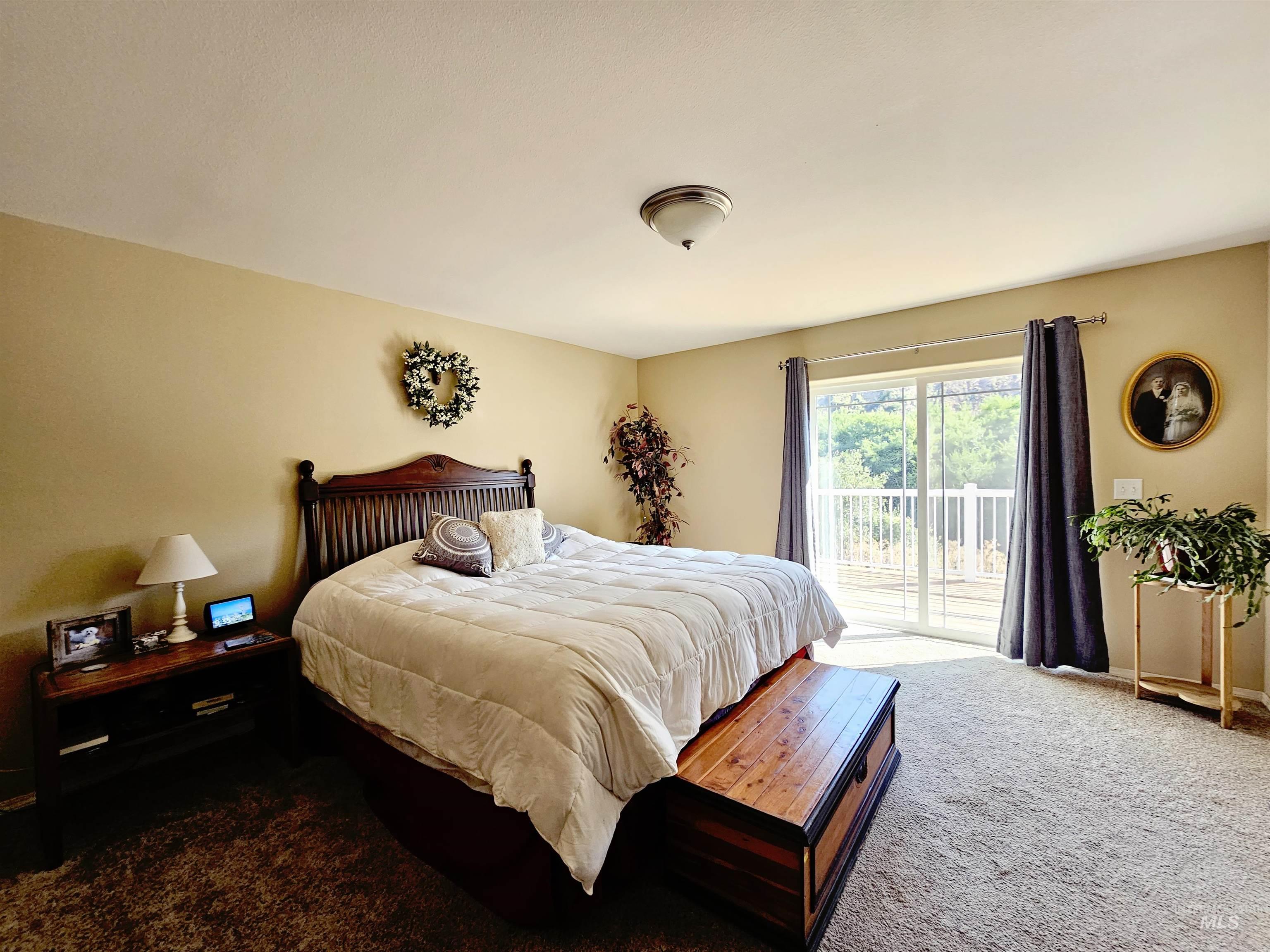 20199 Cottontail Ln Property Photo 15
