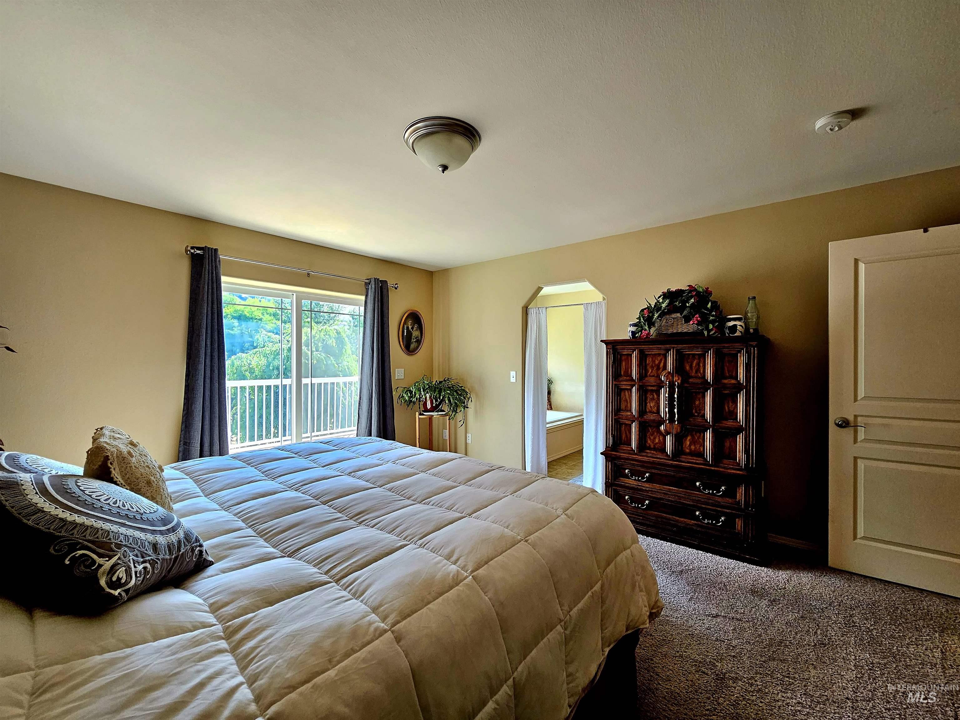 20199 Cottontail Ln Property Photo 16