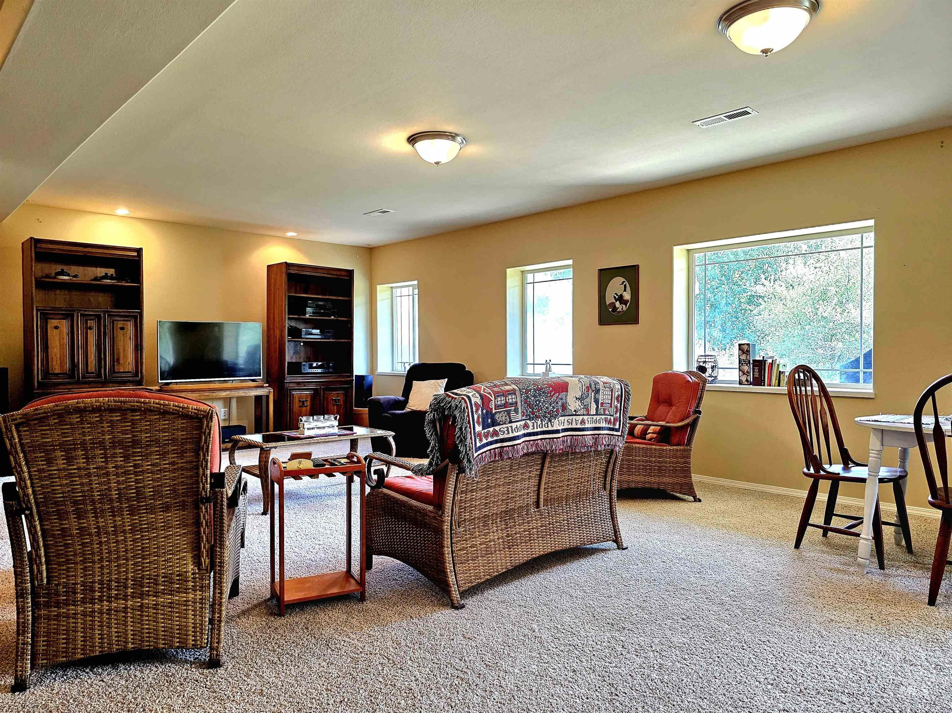 20199 Cottontail Ln Property Photo 26