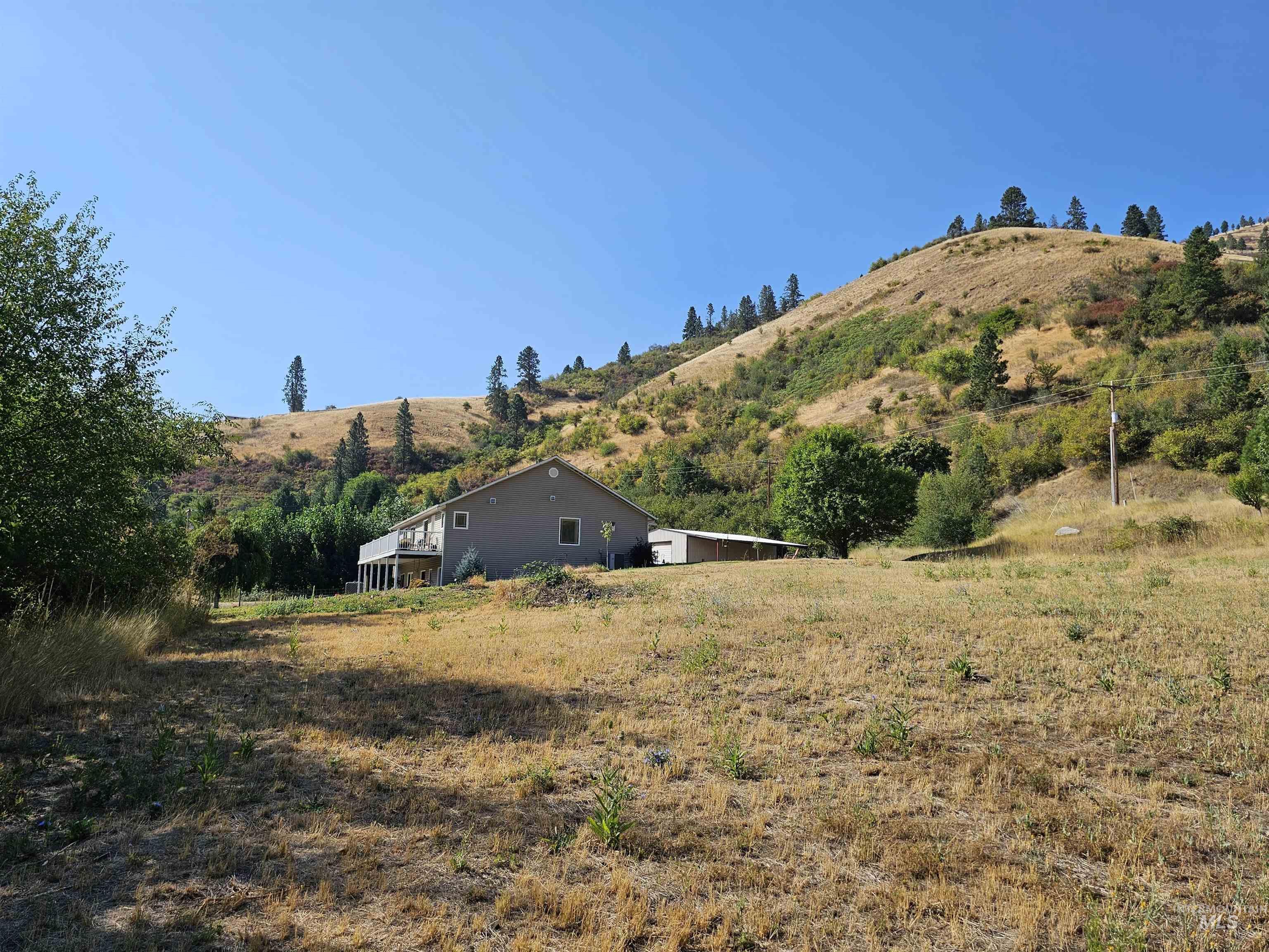 20199 Cottontail Ln Property Photo 32