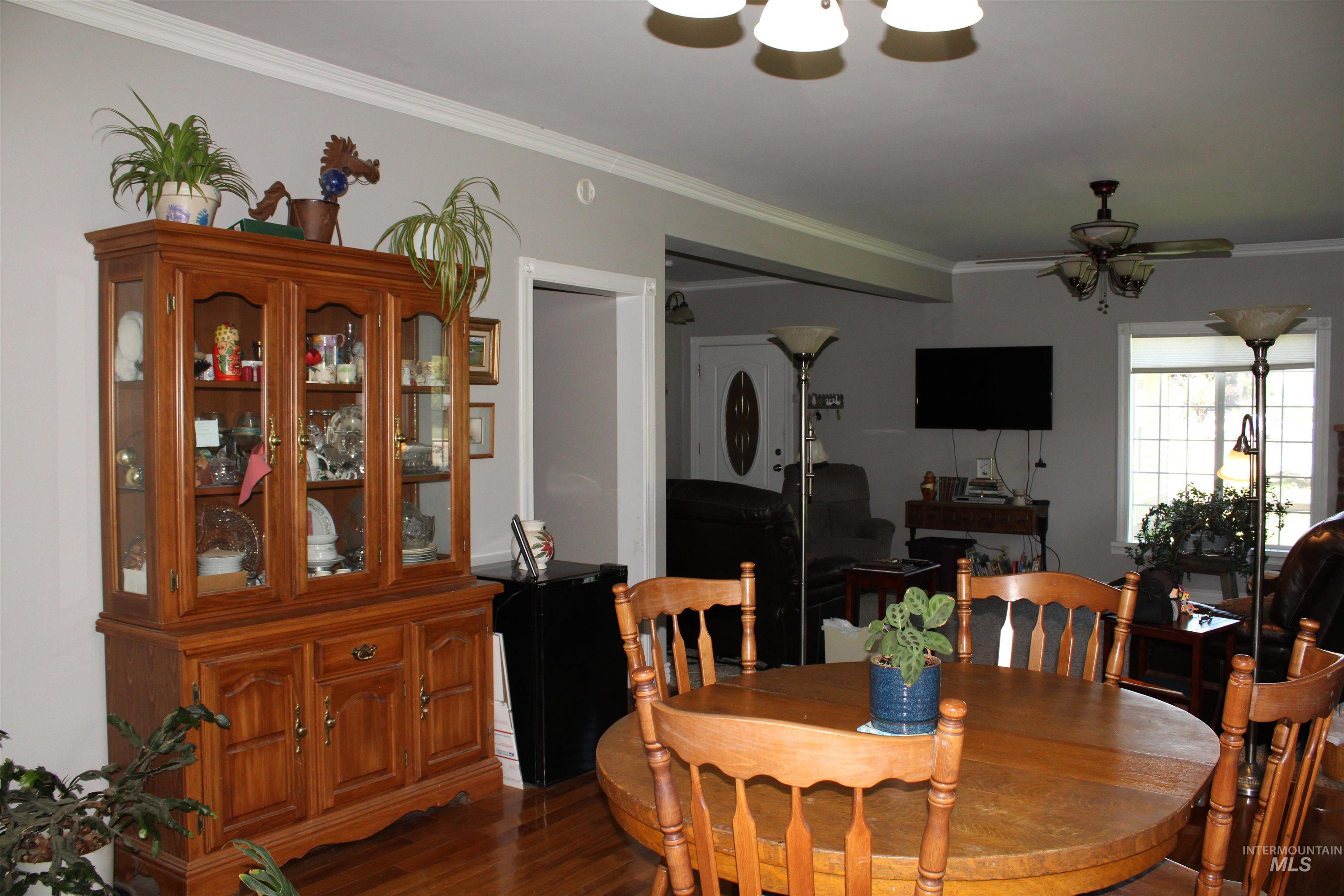 306 Brady Street Property Photo 7