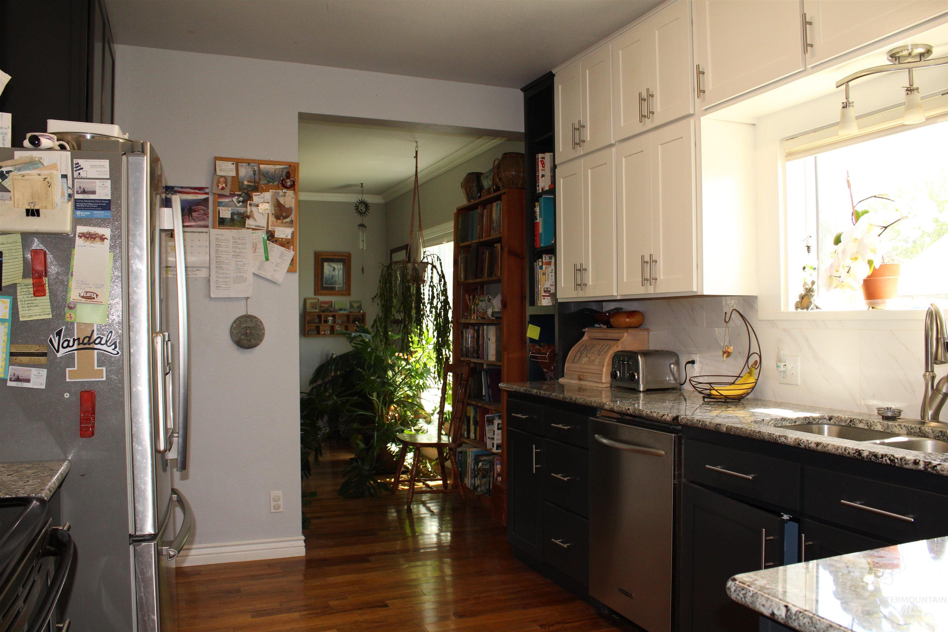 306 Brady Street Property Photo 11