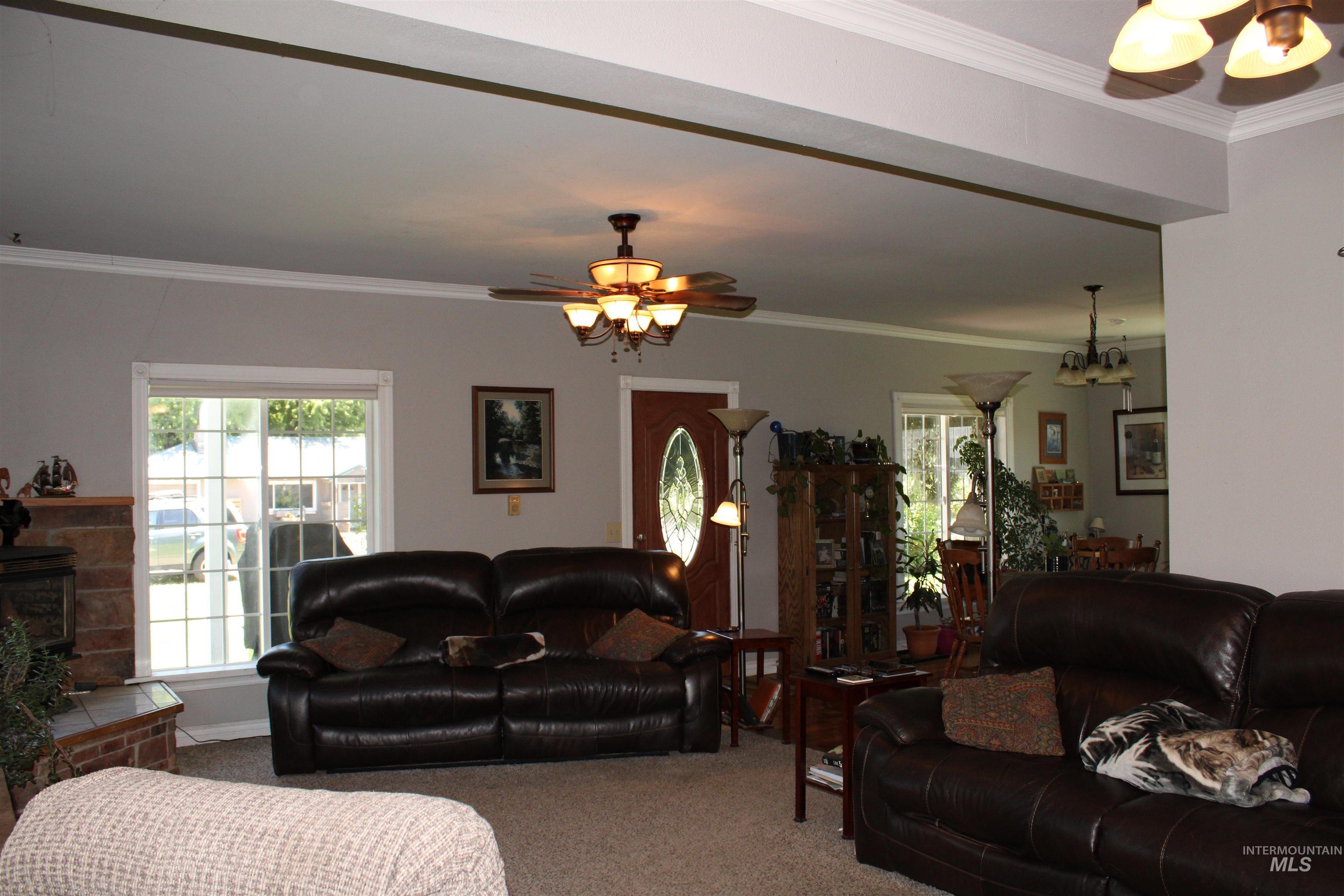 306 Brady Street Property Photo 13