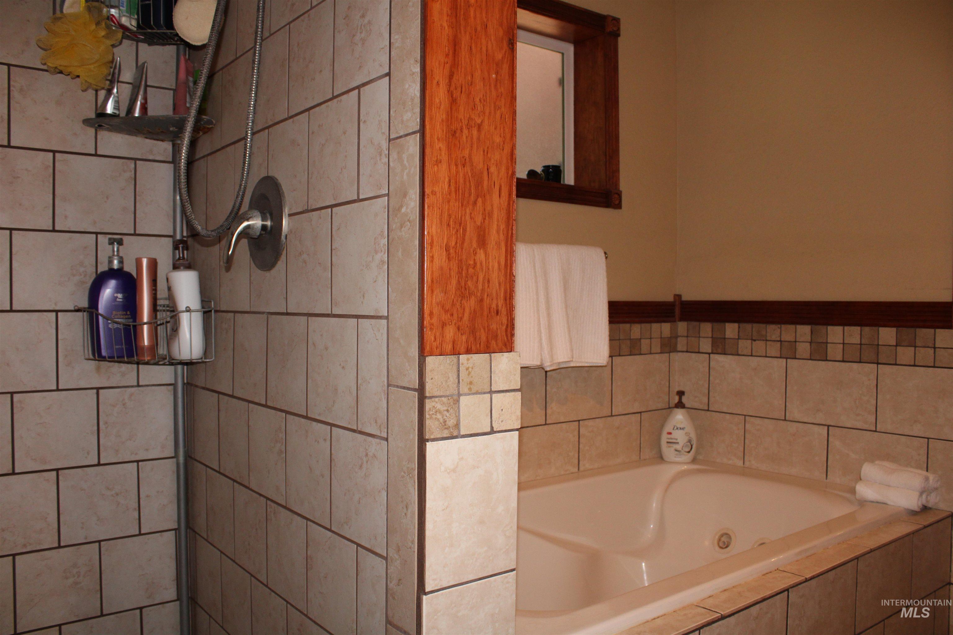 306 Brady Street Property Photo 19