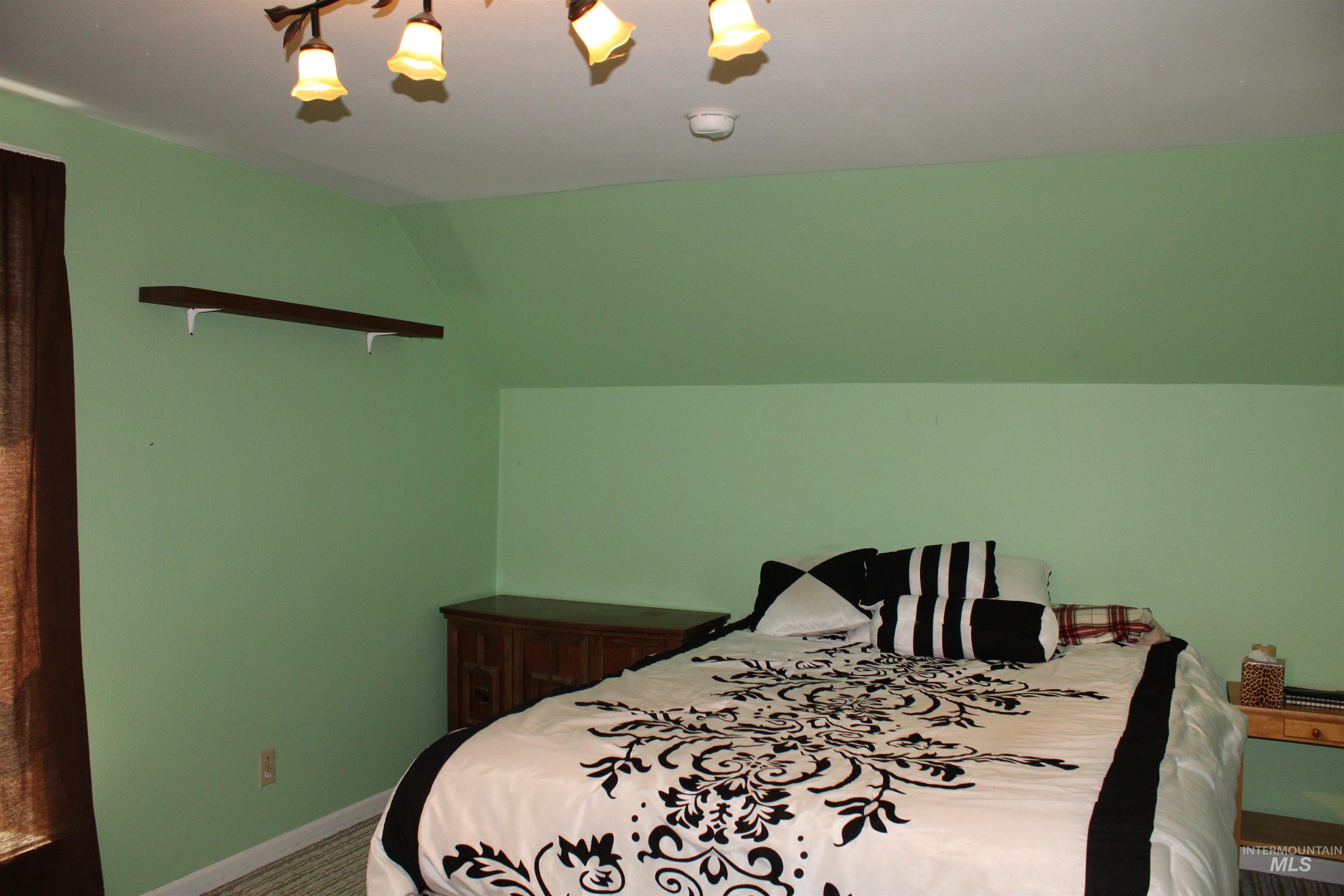306 Brady Street Property Photo 20
