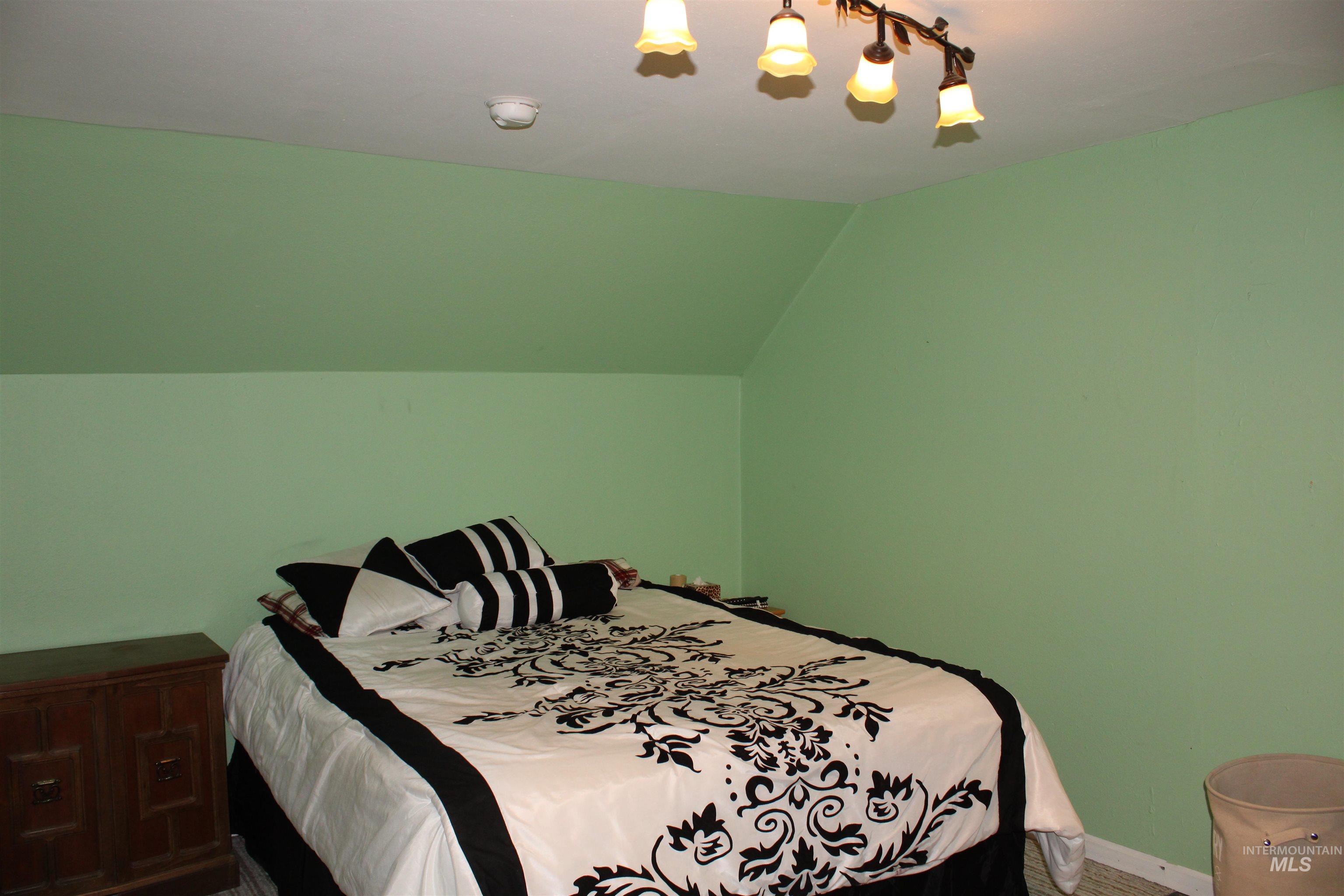 306 Brady Street Property Photo 21