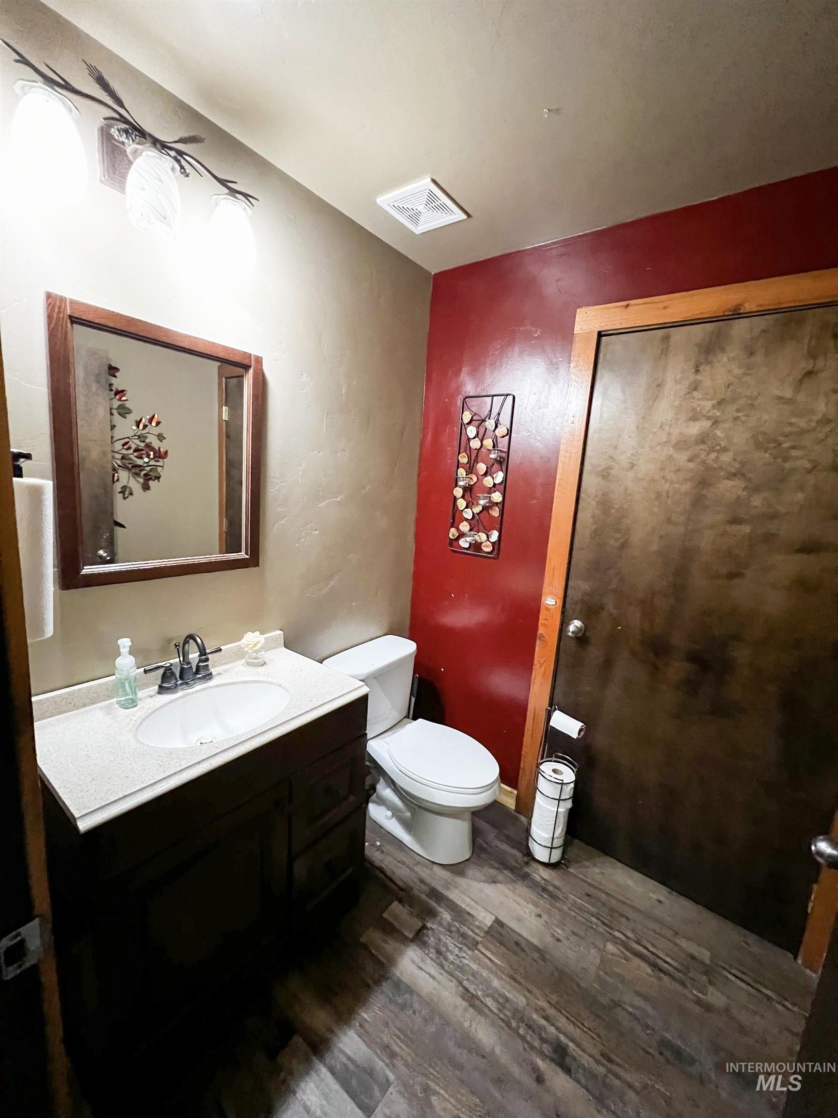 150 S Railroad St Property Photo 14