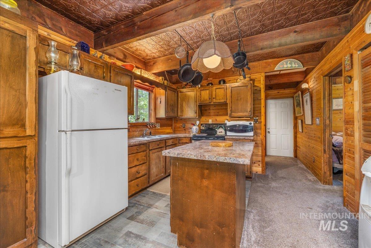 2 Tall Pine Dr Property Photo 12