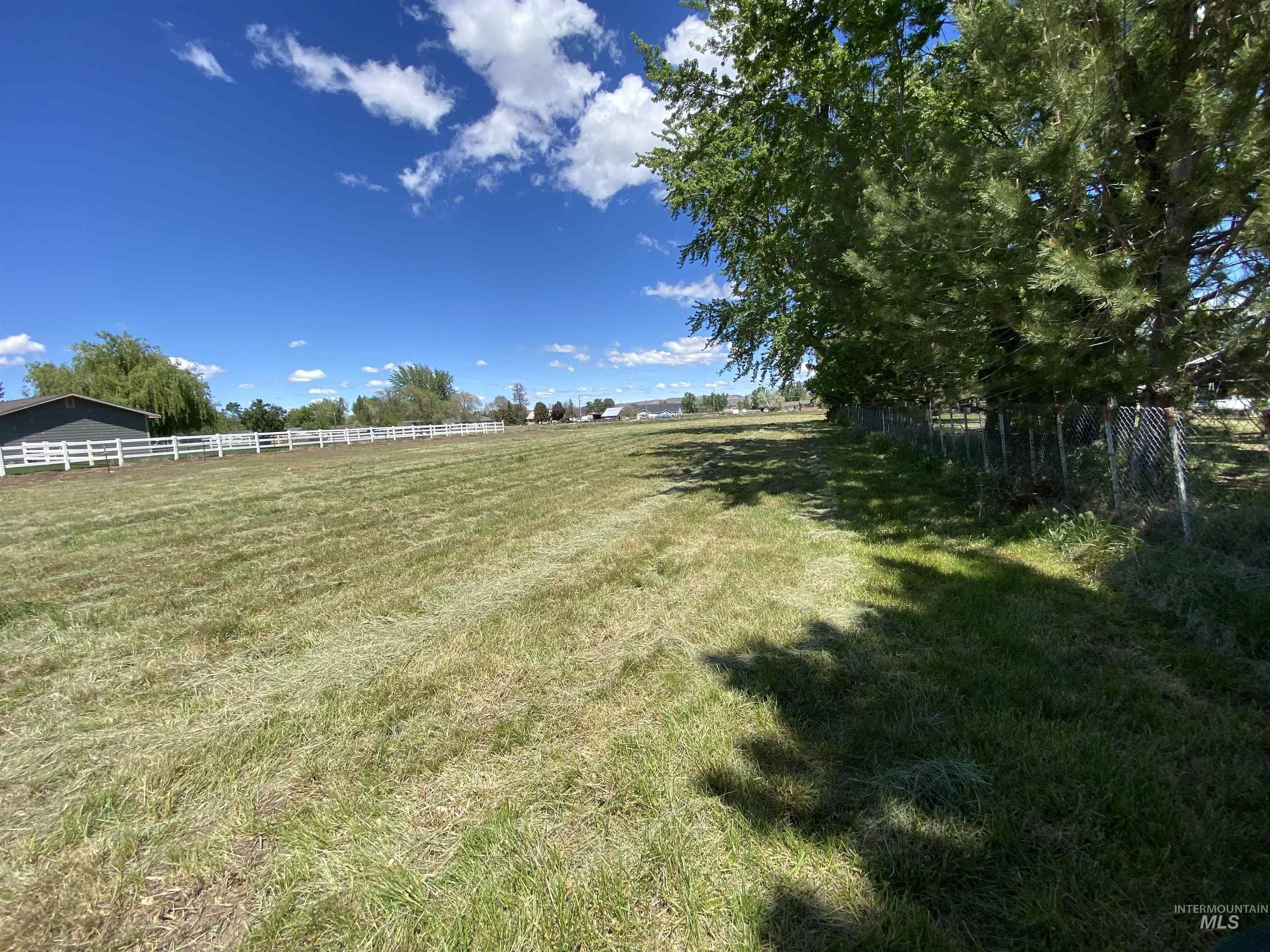 Tbd E Locust Street Property Photo 14