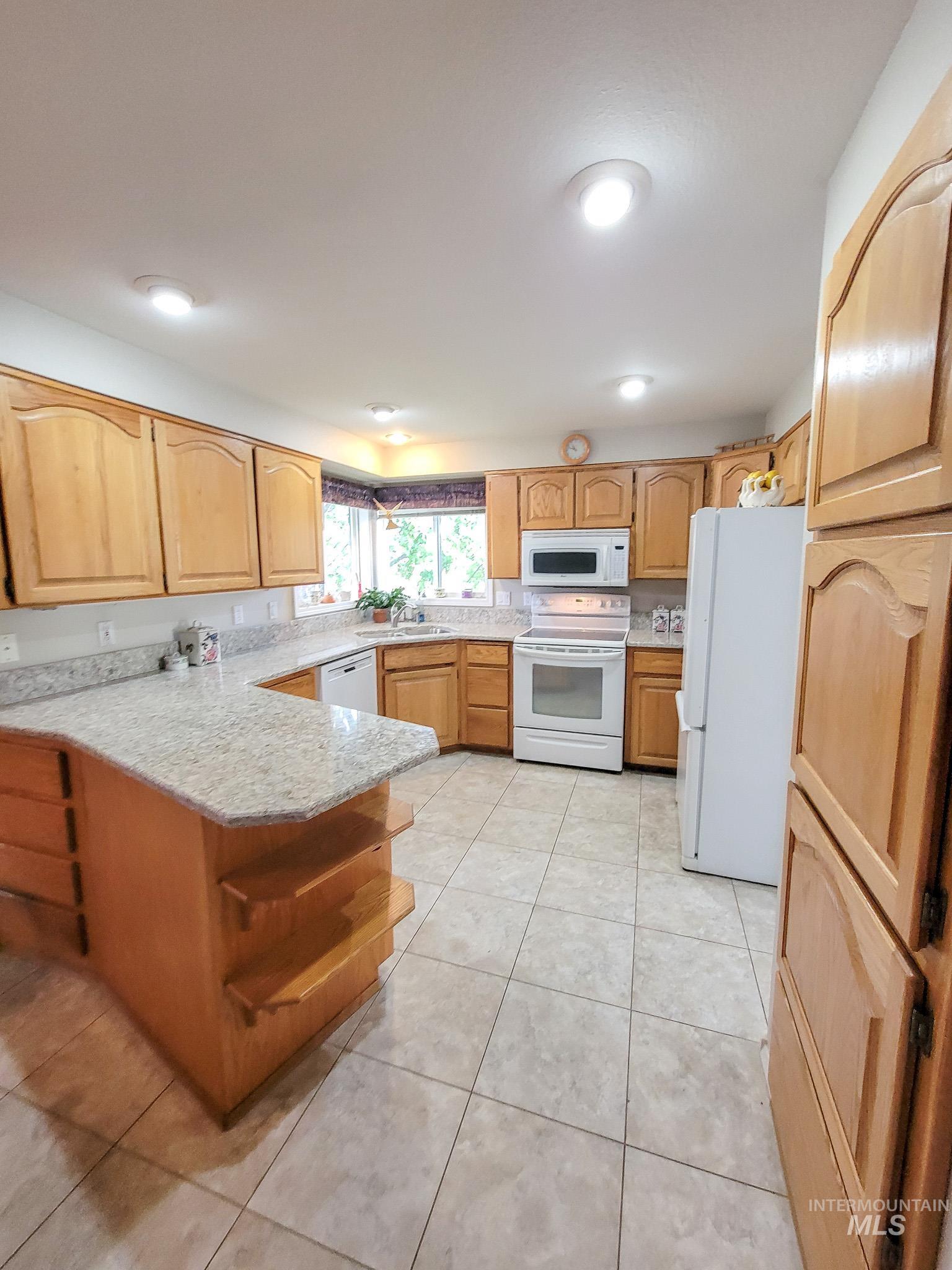 2224 Carol Drive Property Photo 19