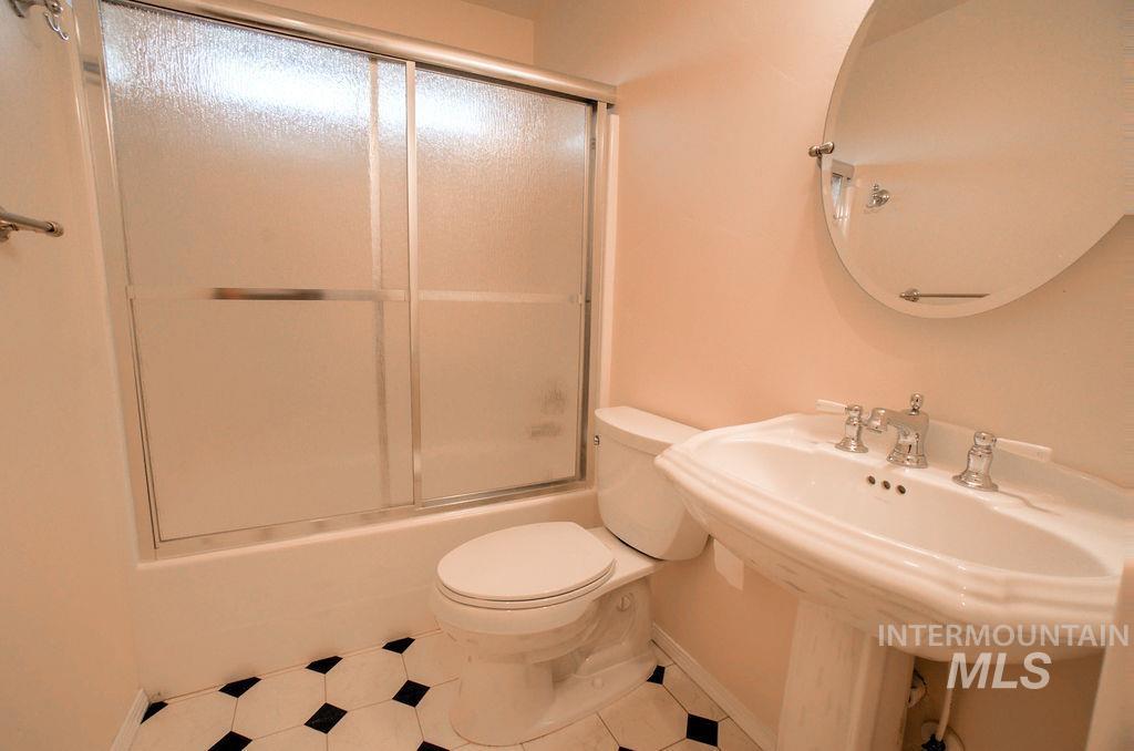 611 Pioneer Mountain Loop #a Property Photo 21