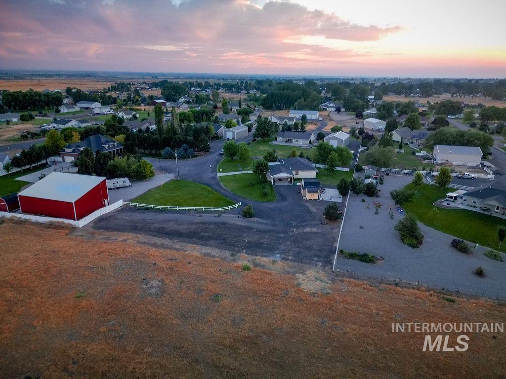 611 Pioneer Mountain Loop #a Property Photo 28