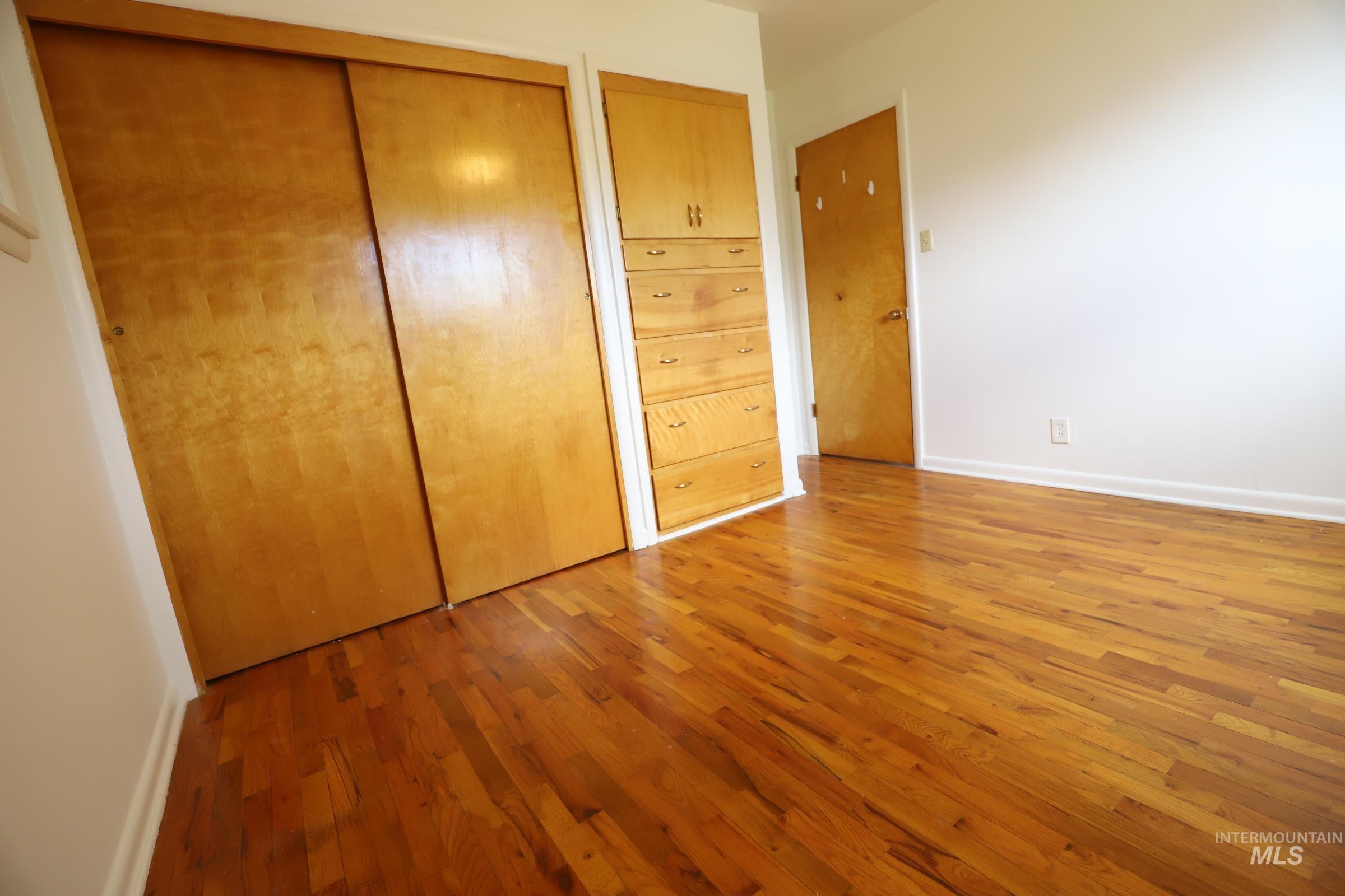 1833 Sigrid Avenue Property Photo 17