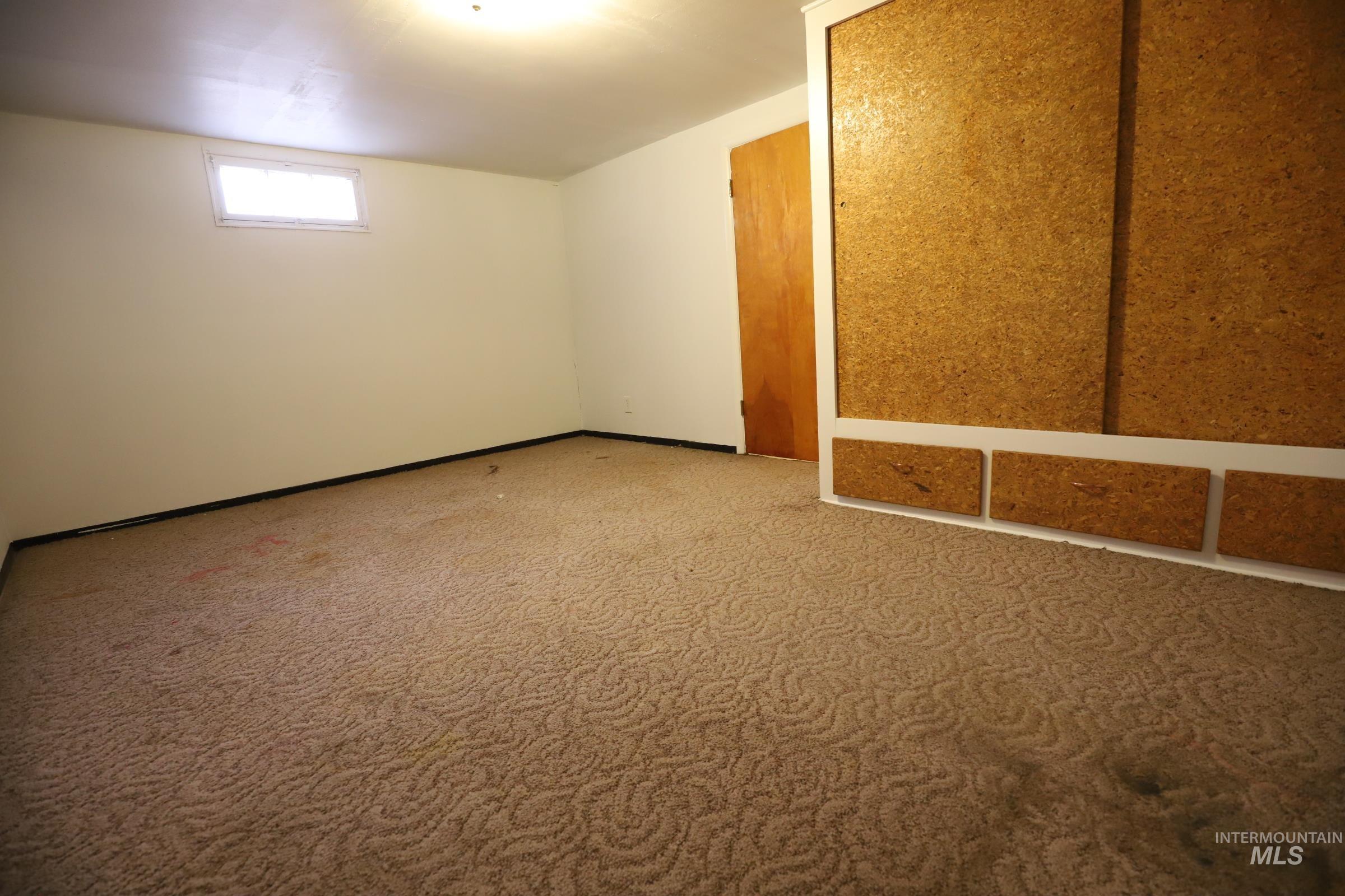 1833 Sigrid Avenue Property Photo 19