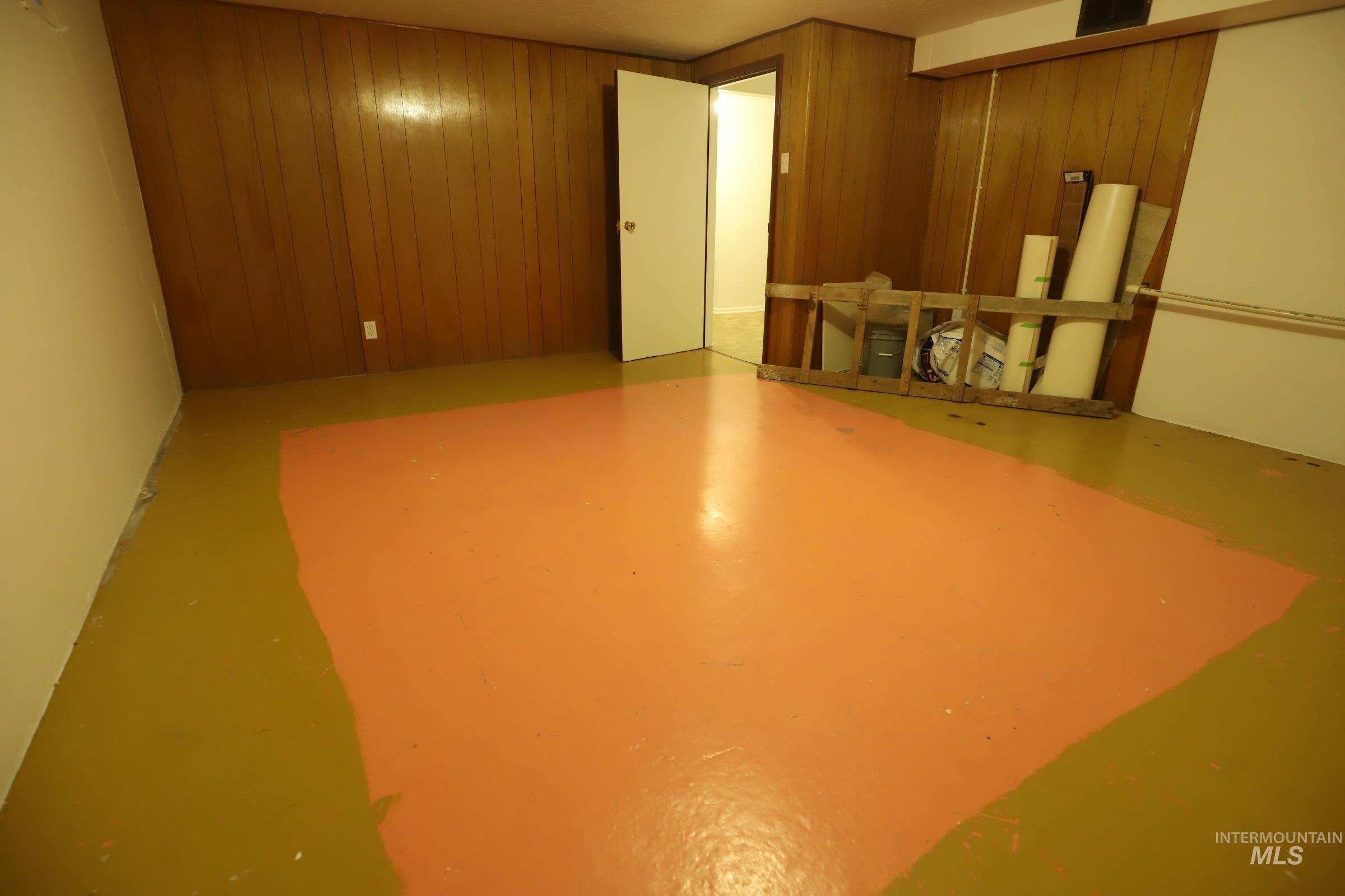 1833 Sigrid Avenue Property Photo 20