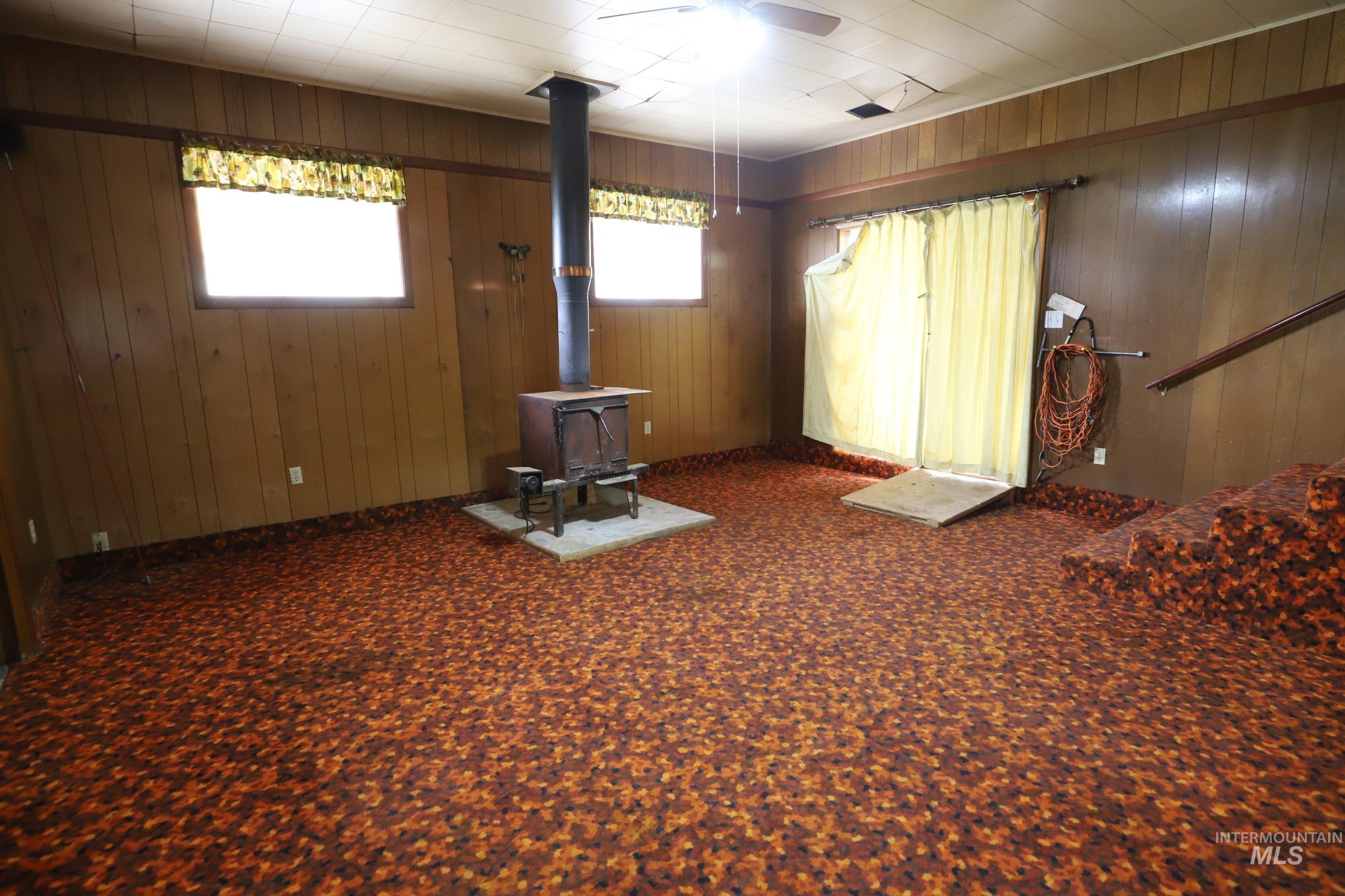 1833 Sigrid Avenue Property Photo 24