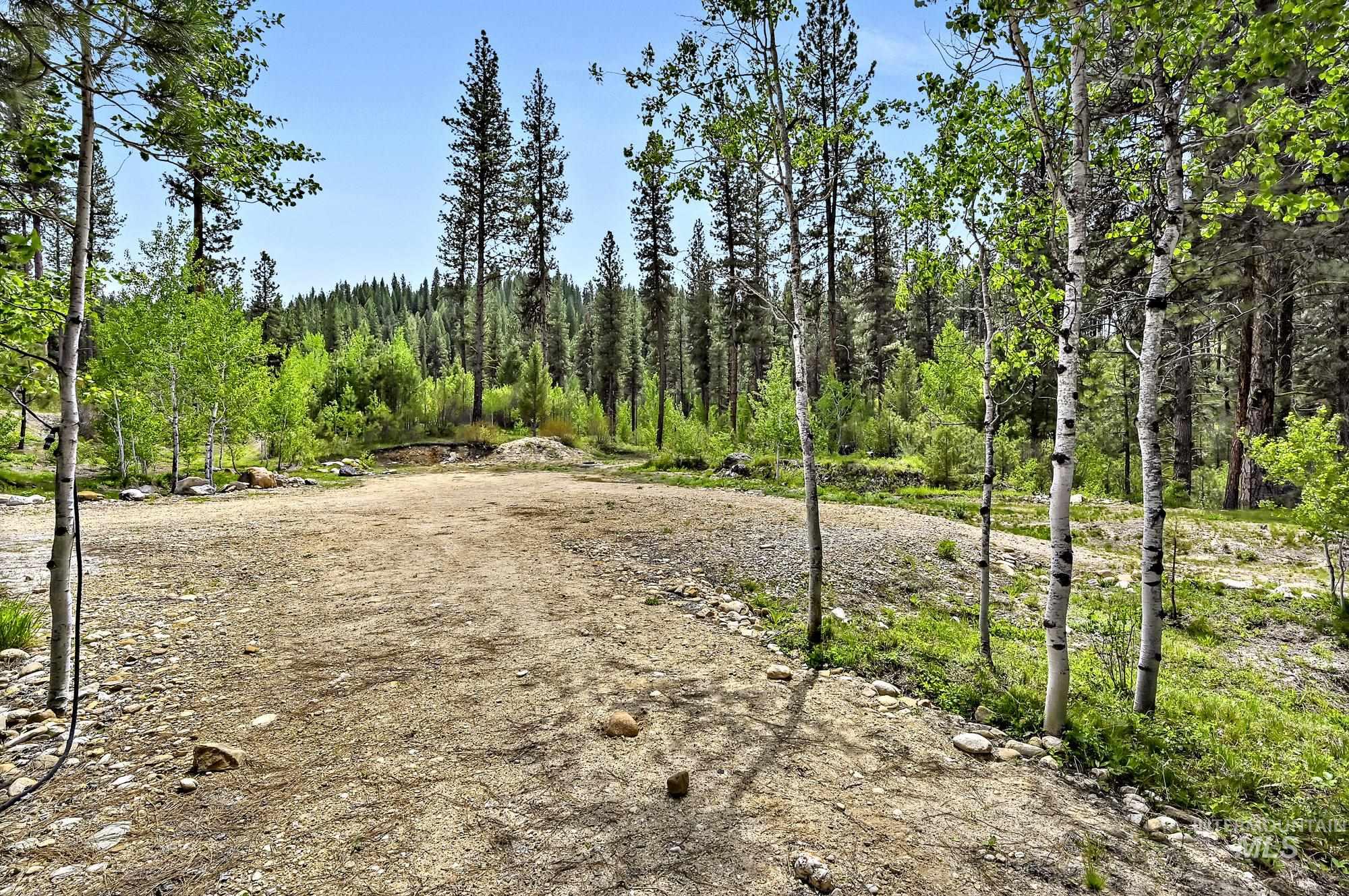 9 Crescent Cir Property Photo 5