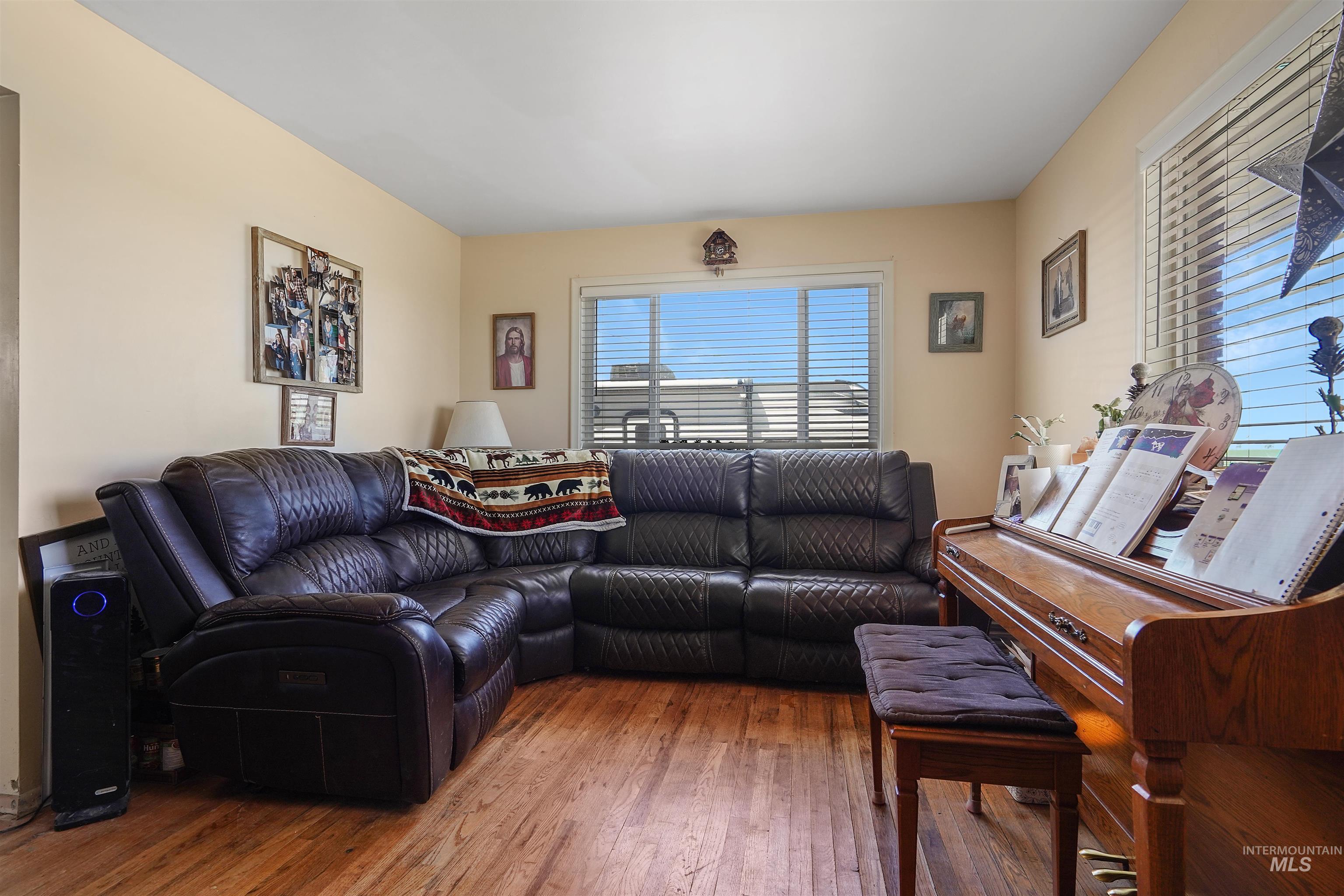 625 N 300 W Property Photo 5
