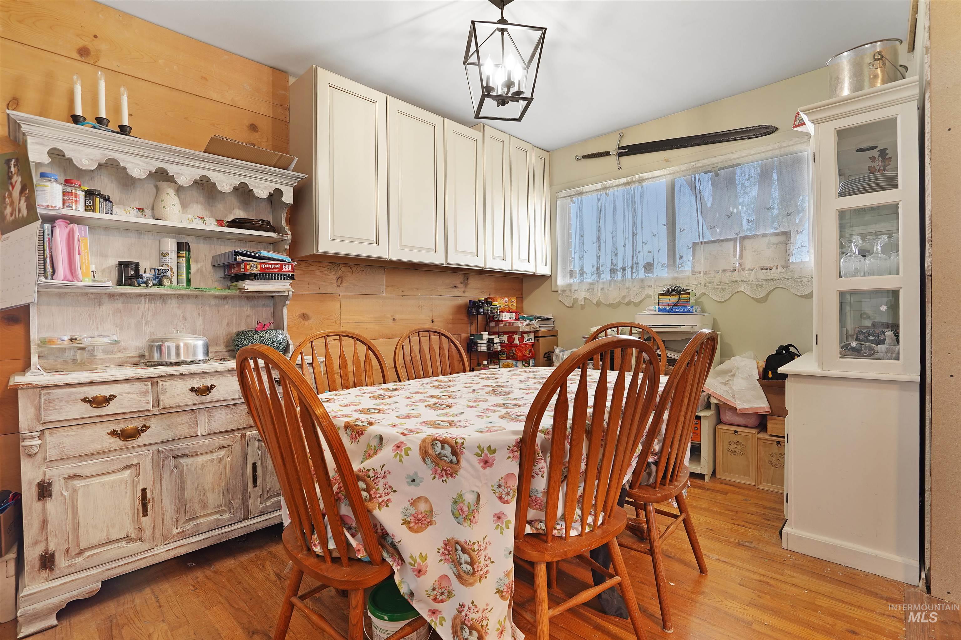 625 N 300 W Property Photo 6