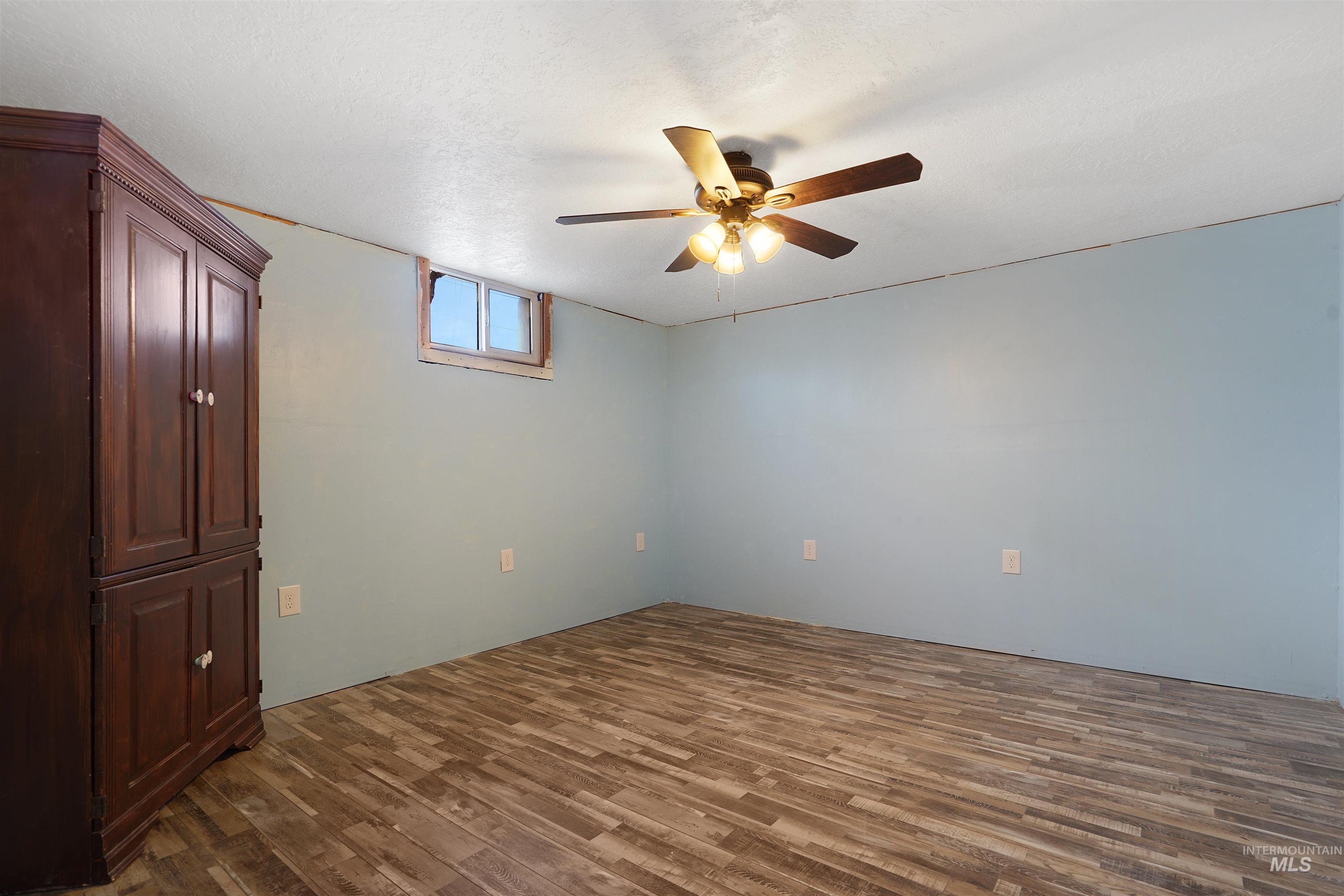 625 N 300 W Property Photo 10