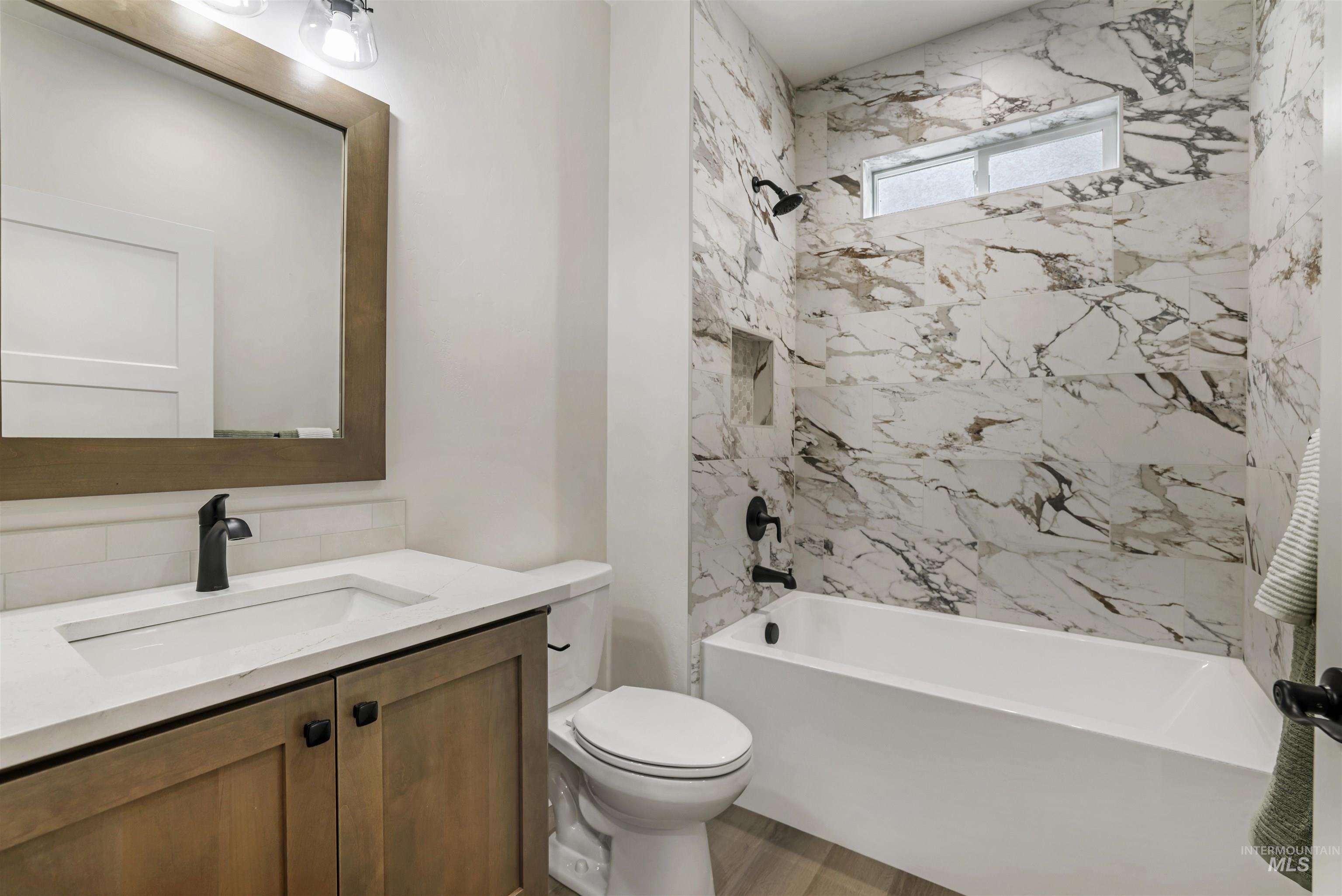 1487 Zephlyn Street Property Photo 21