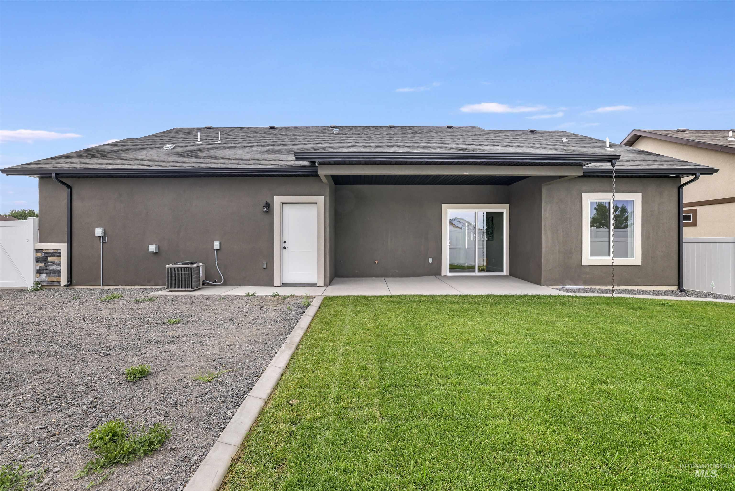 1487 Zephlyn Street Property Photo 26